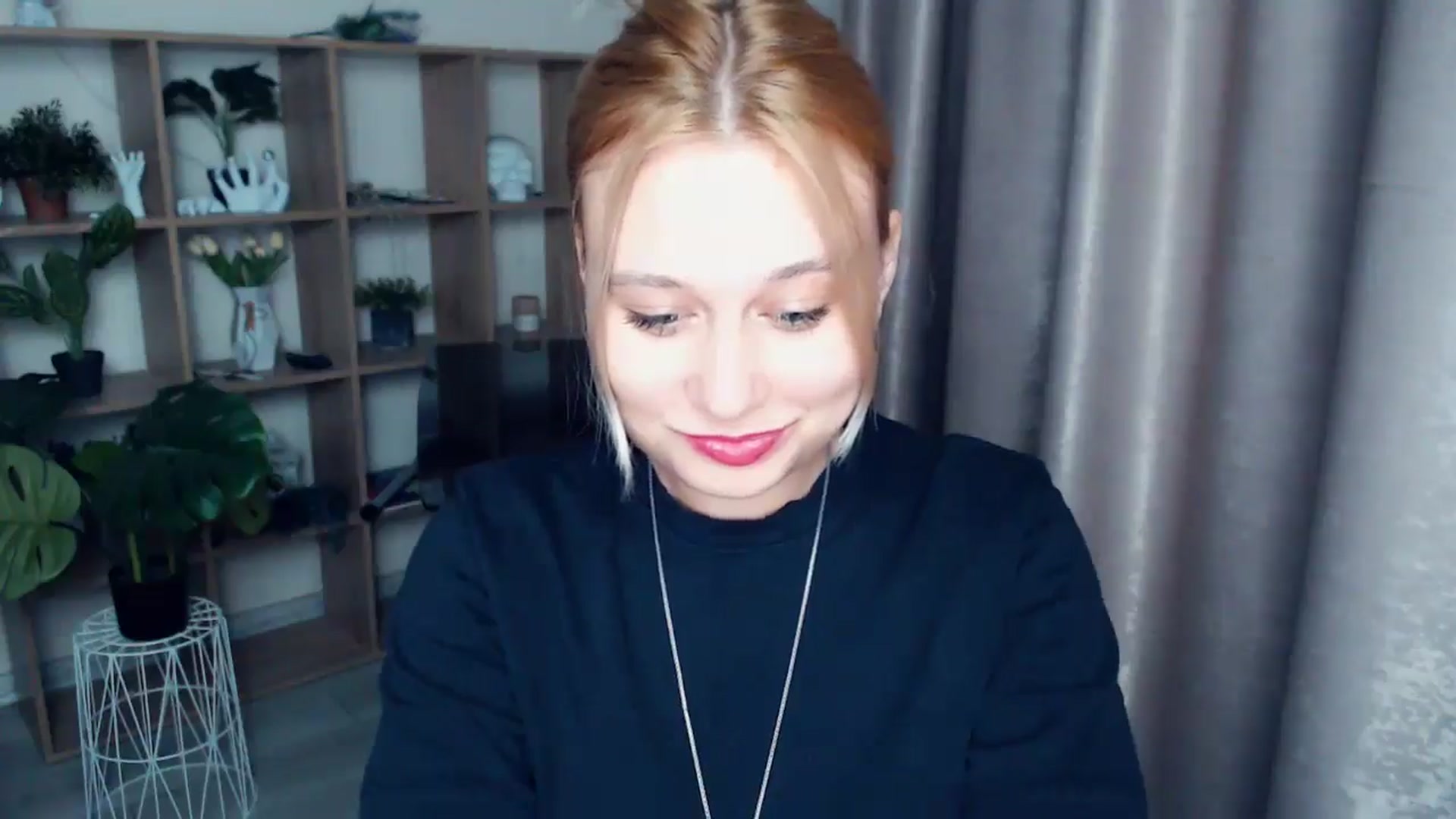 Gallery image thumbnail from Kukla_kolduna's myfreecams stream on, 03/07/2025, 19:04 image 2 of 20