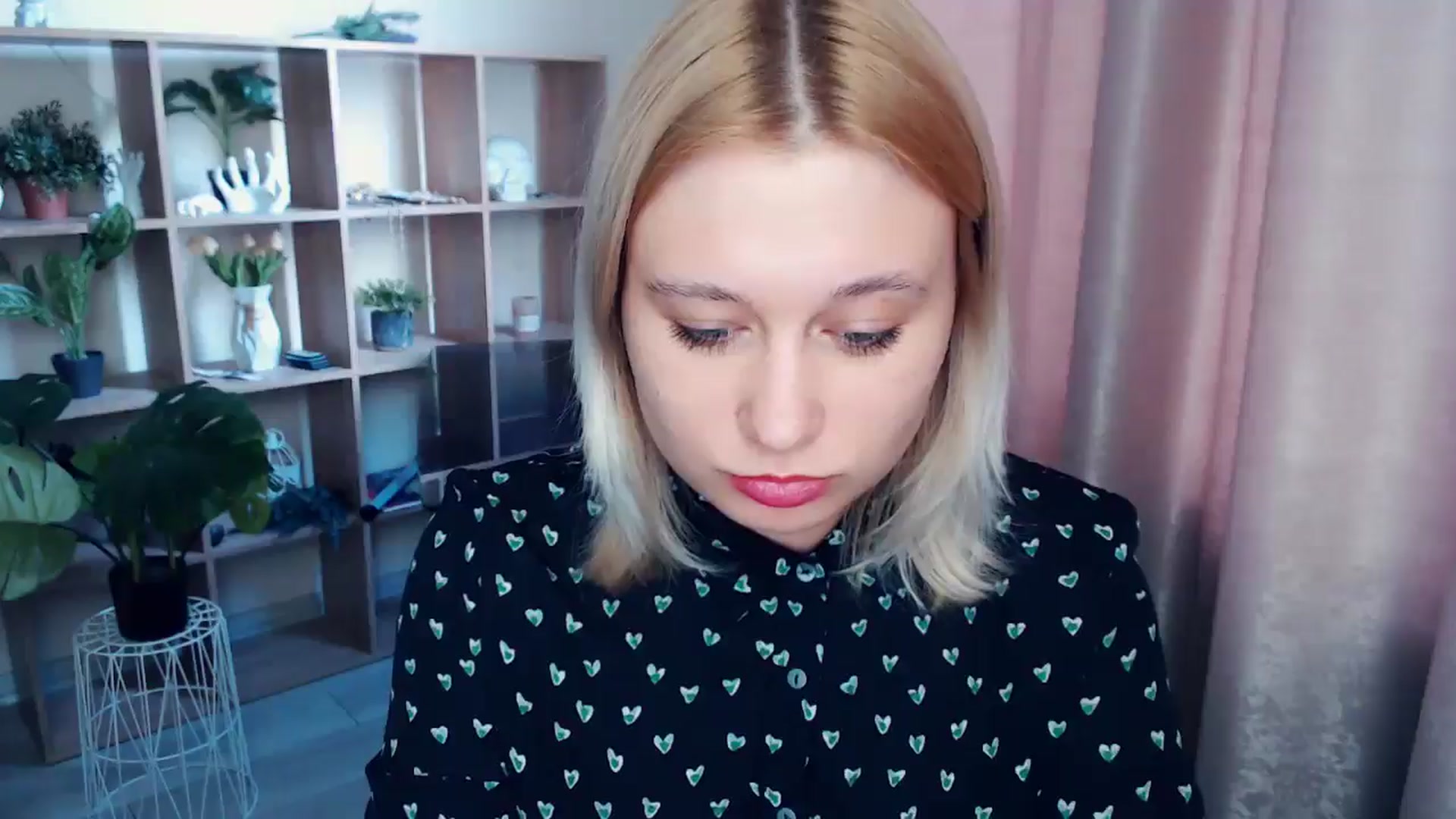 Gallery image thumbnail from Kukla_kolduna's myfreecams stream on, 03/08/2025, 15:19 image 9 of 20