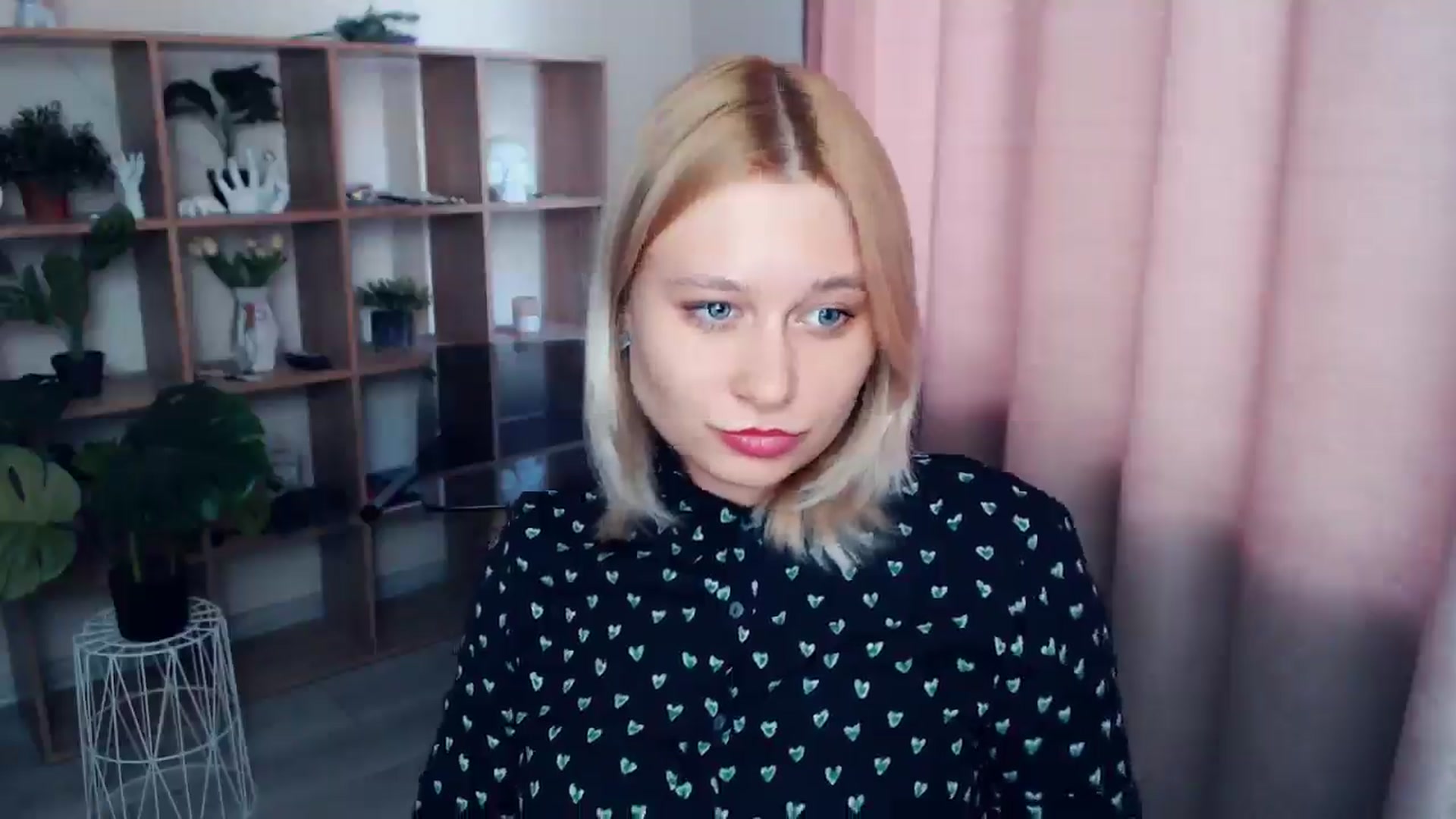 Gallery image thumbnail from Kukla_kolduna's myfreecams stream on, 03/08/2025, 15:19 image 7 of 20