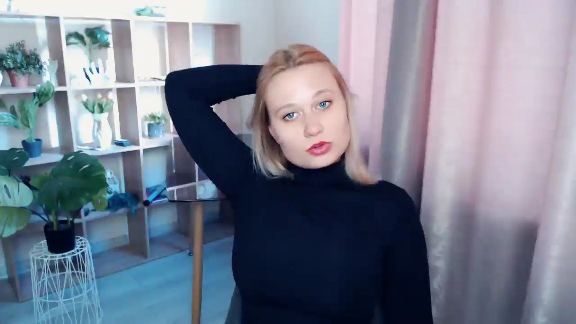 Gallery image thumbnail from Kukla_kolduna's myfreecams stream on, 03/09/2025, 15:25 image 4 of 20
