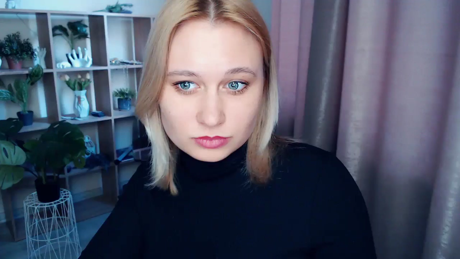 Gallery image thumbnail from Kukla_kolduna's myfreecams stream on, 03/09/2025, 15:25 image 17 of 20