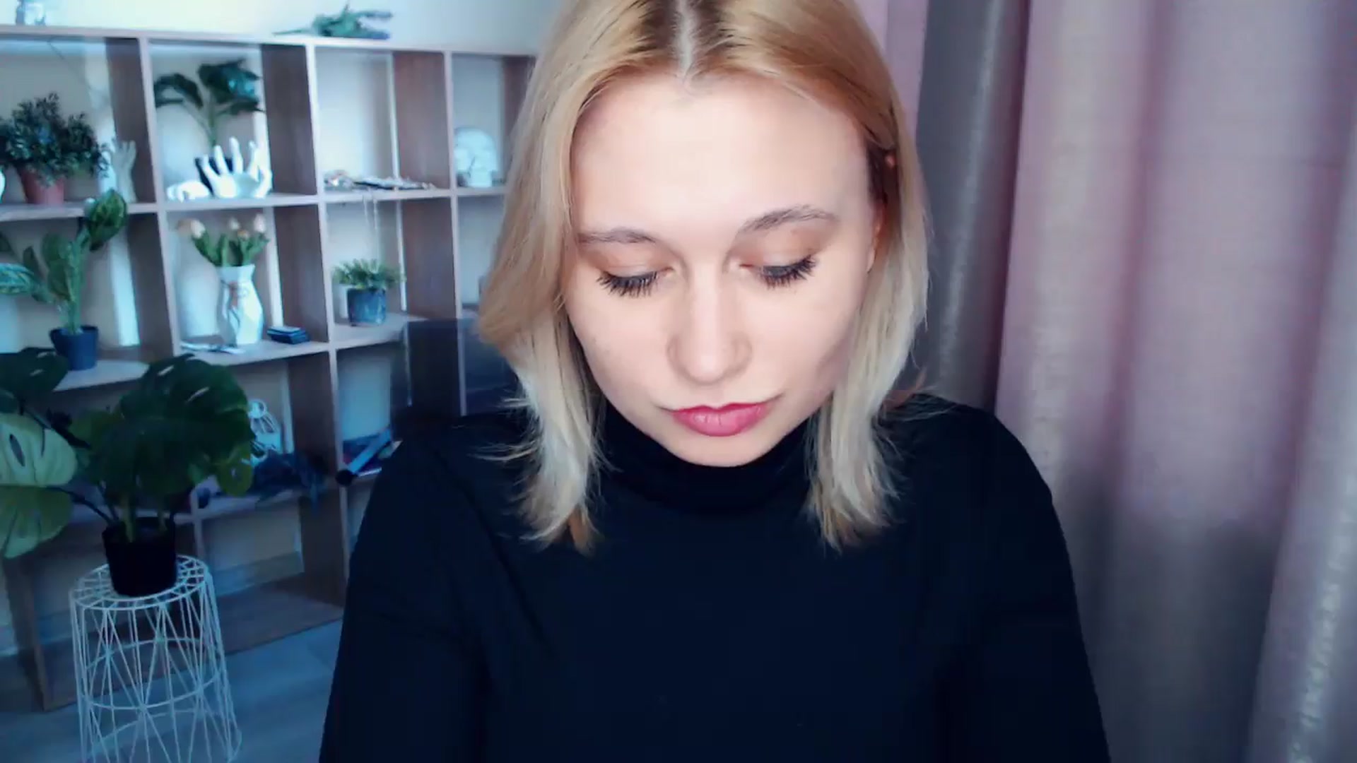 Gallery image thumbnail from Kukla_kolduna's myfreecams stream on, 03/09/2025, 15:25 image 14 of 20