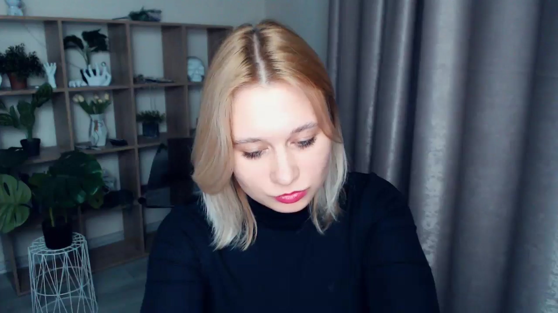 Gallery image thumbnail from Kukla_kolduna's myfreecams stream on, 03/09/2025, 17:25 image 11 of 20