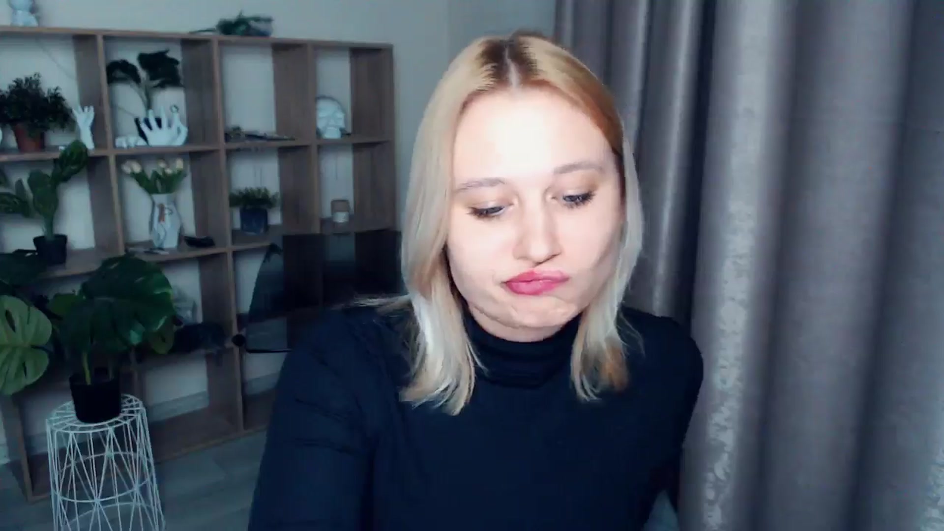 Gallery image thumbnail from Kukla_kolduna's myfreecams stream on, 03/09/2025, 17:25 image 17 of 20