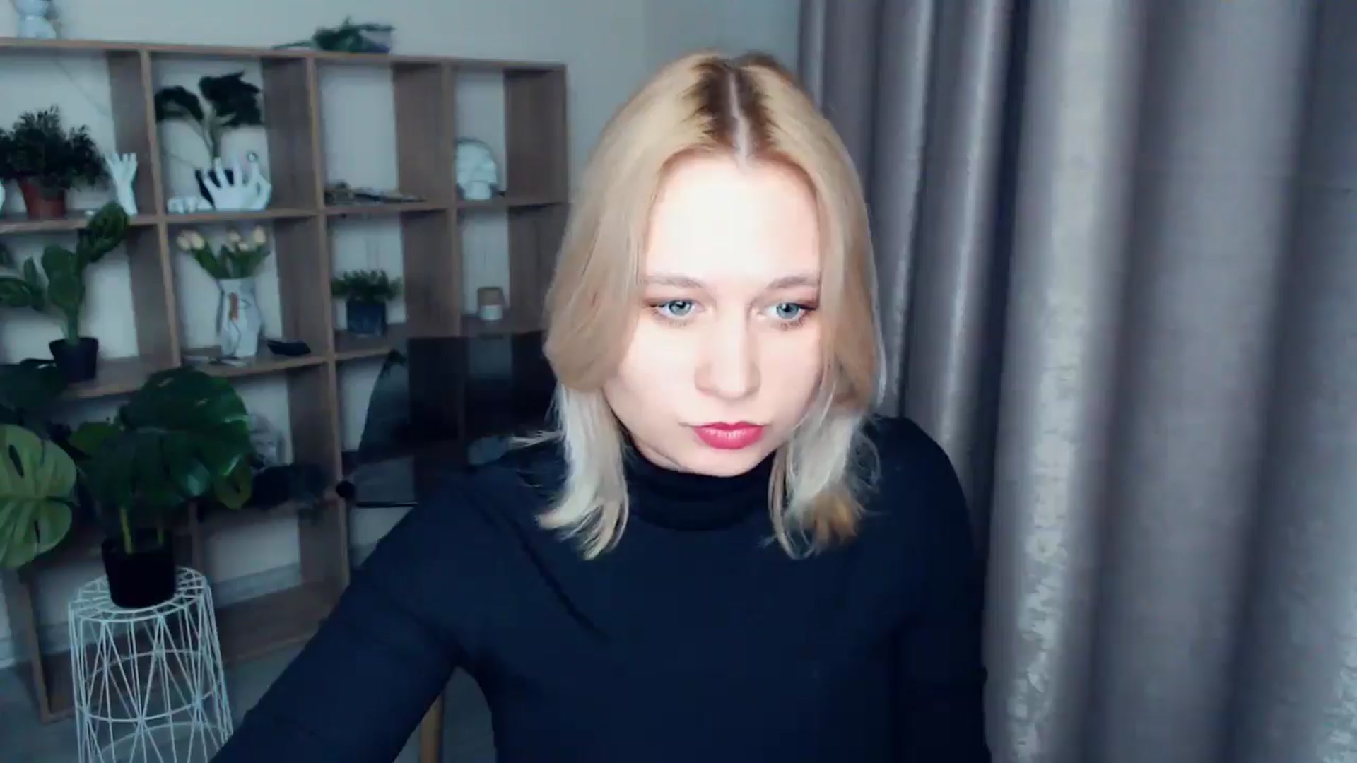 Gallery image thumbnail from Kukla_kolduna's myfreecams stream on, 03/09/2025, 17:25 image 12 of 20