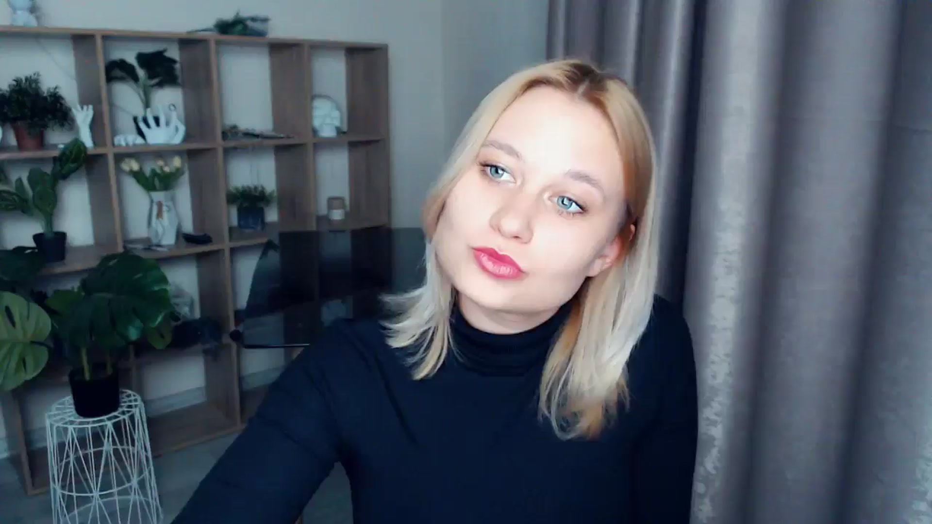 Gallery image thumbnail from Kukla_kolduna's myfreecams stream on, 03/09/2025, 17:25 image 18 of 20