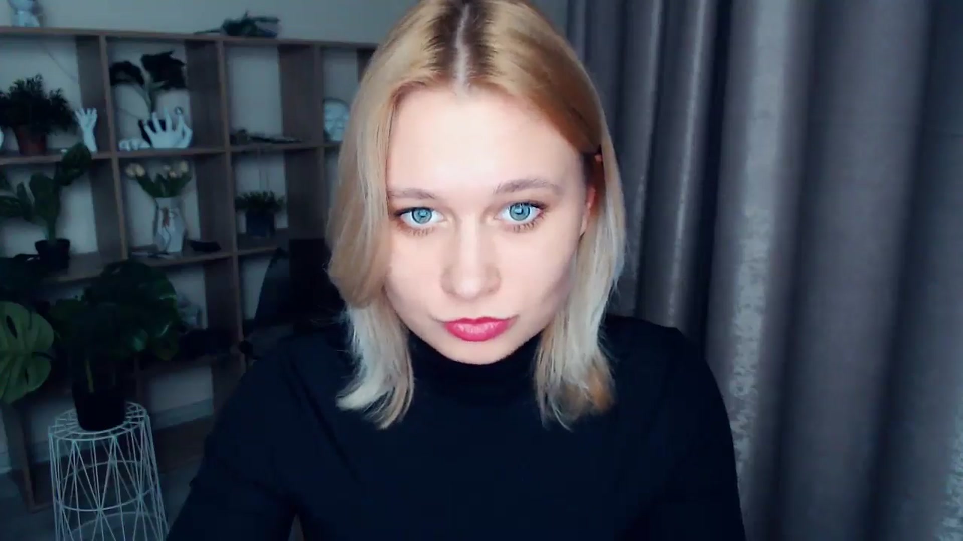 Gallery image thumbnail from Kukla_kolduna's myfreecams stream on, 03/09/2025, 17:25 image 14 of 20