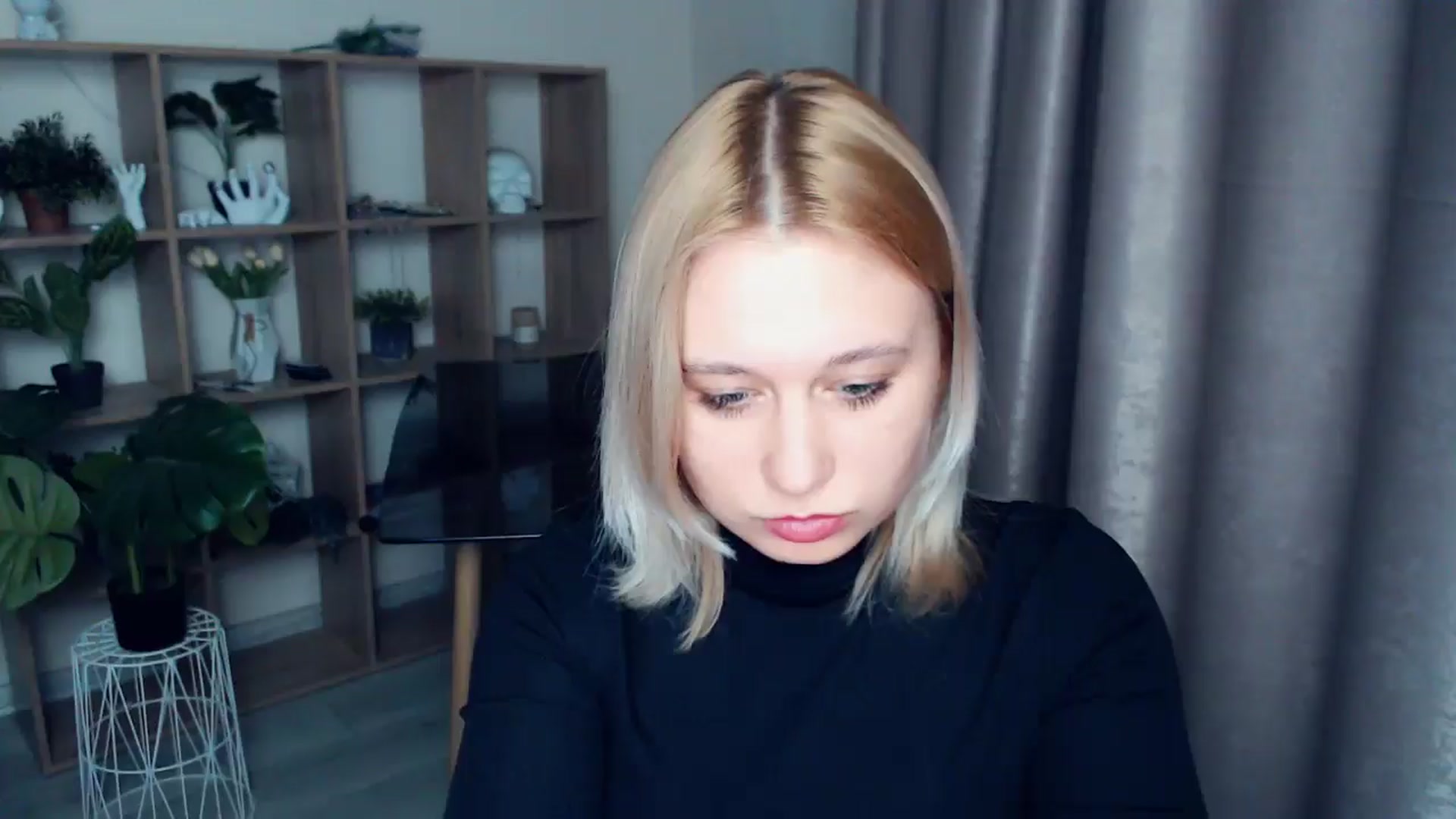 Gallery image thumbnail from Kukla_kolduna's myfreecams stream on, 03/09/2025, 18:18 image 6 of 20