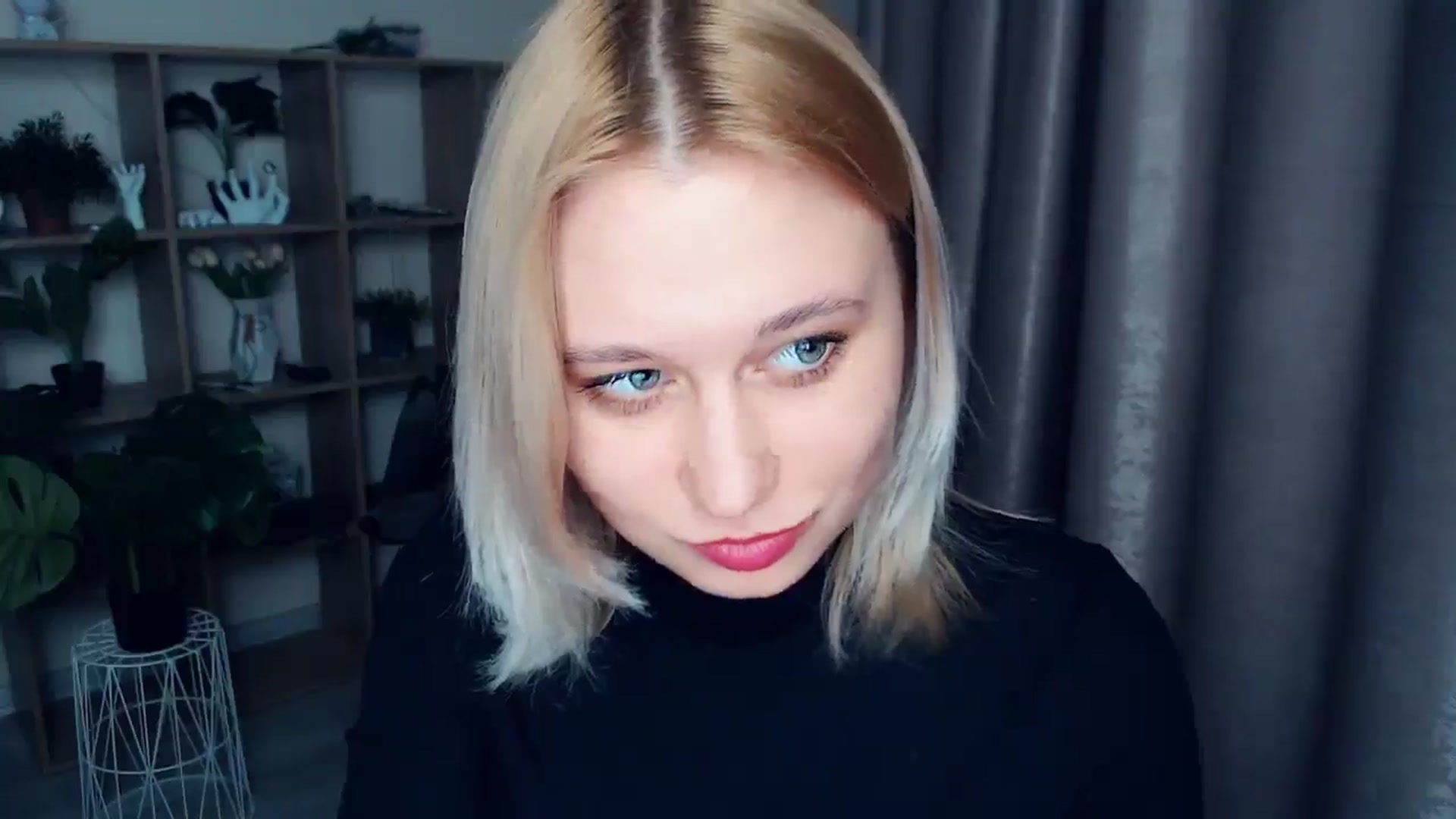 Gallery image thumbnail from Kukla_kolduna's myfreecams stream on, 03/09/2025, 18:18 image 3 of 20