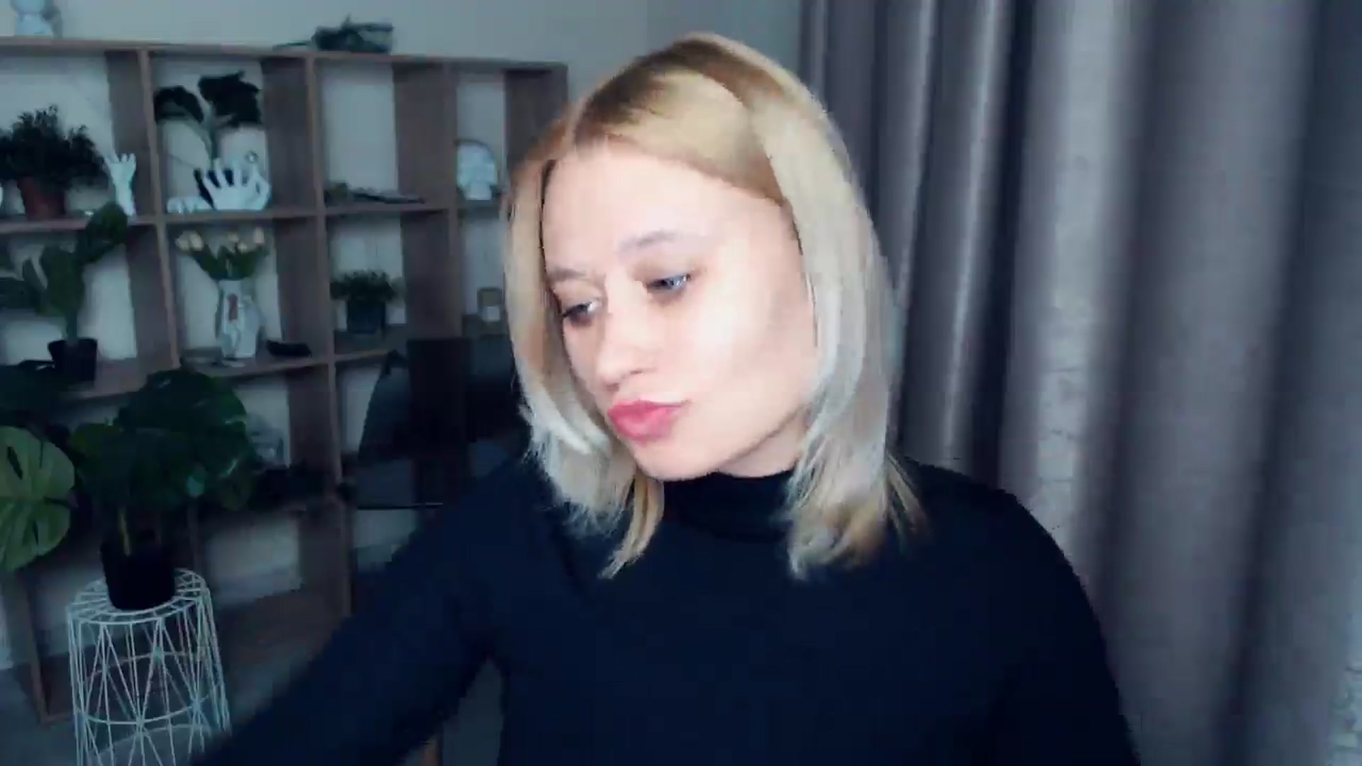 Gallery image thumbnail from Kukla_kolduna's myfreecams stream on, 03/09/2025, 18:18 image 8 of 20