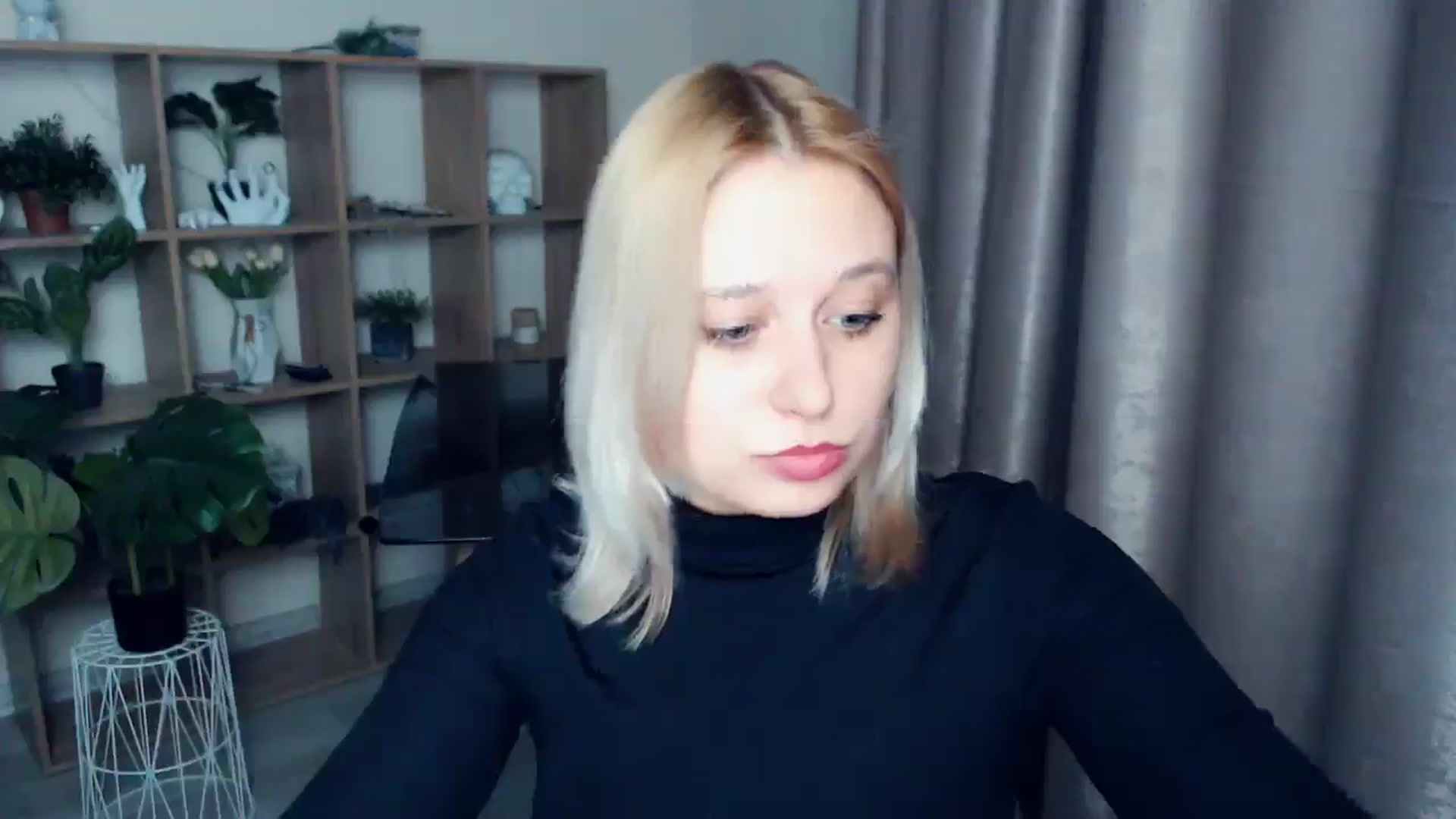 Gallery image thumbnail from Kukla_kolduna's myfreecams stream on, 03/09/2025, 18:18 image 5 of 20