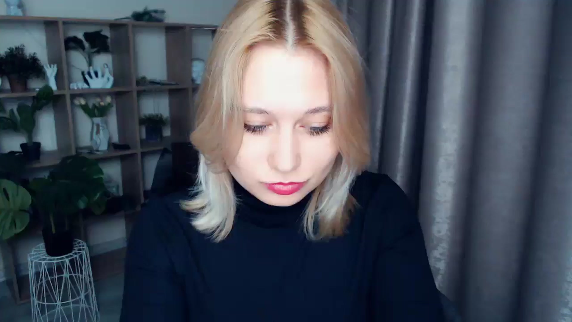 Gallery image thumbnail from Kukla_kolduna's myfreecams stream on, 03/09/2025, 19:02 image 3 of 20