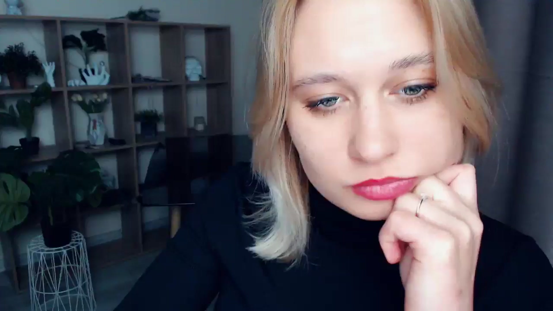 Gallery image thumbnail from Kukla_kolduna's myfreecams stream on, 03/09/2025, 19:02 image 13 of 20