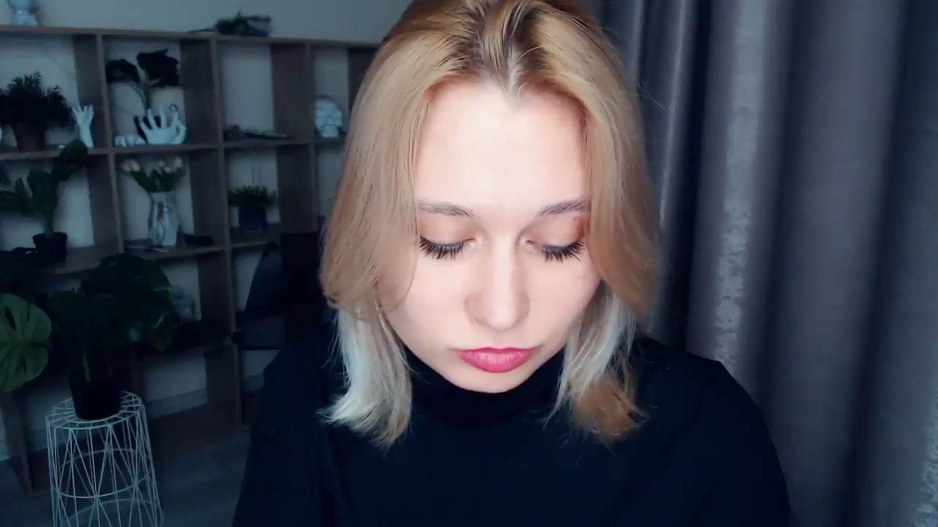 Gallery image thumbnail from Kukla_kolduna's myfreecams stream on, 03/09/2025, 19:02 image 19 of 20
