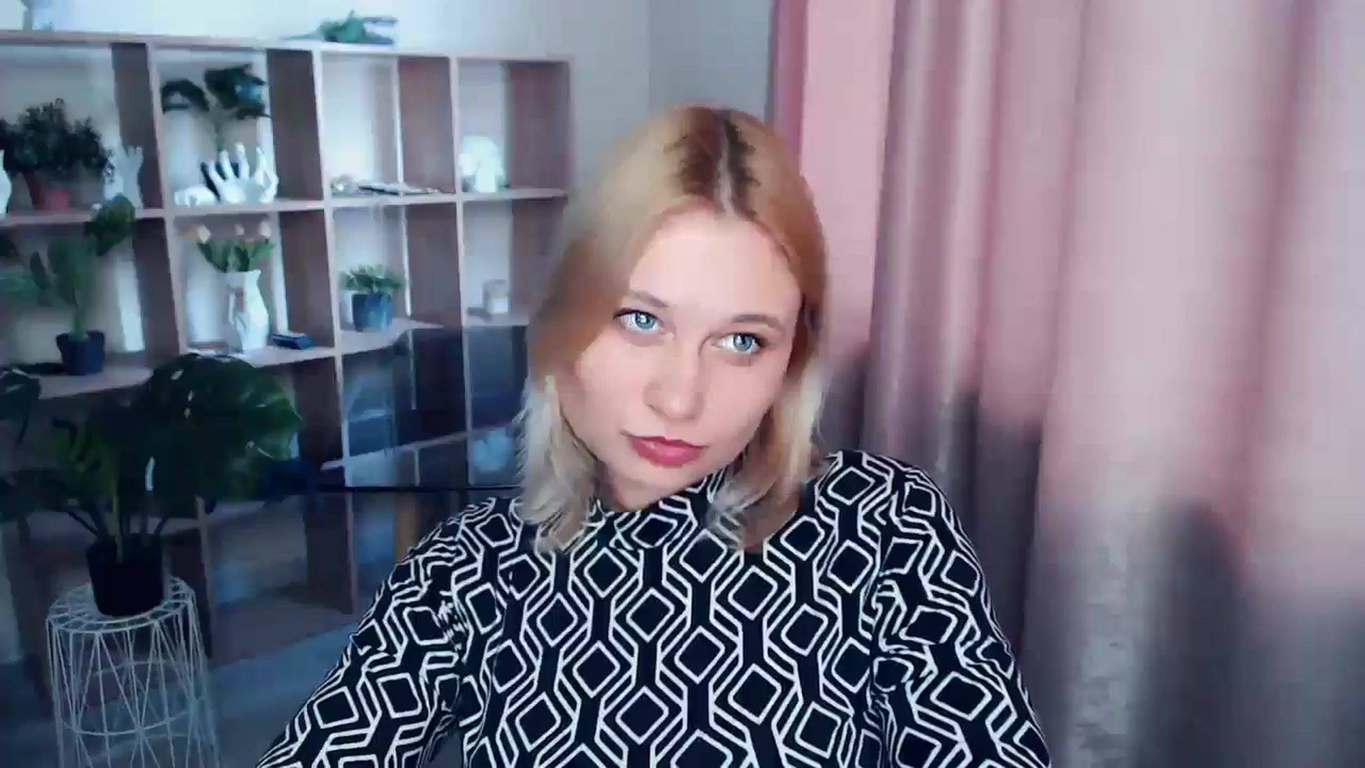 Gallery image thumbnail from Kukla_kolduna's myfreecams stream on, 03/12/2025, 15:06 image 14 of 20