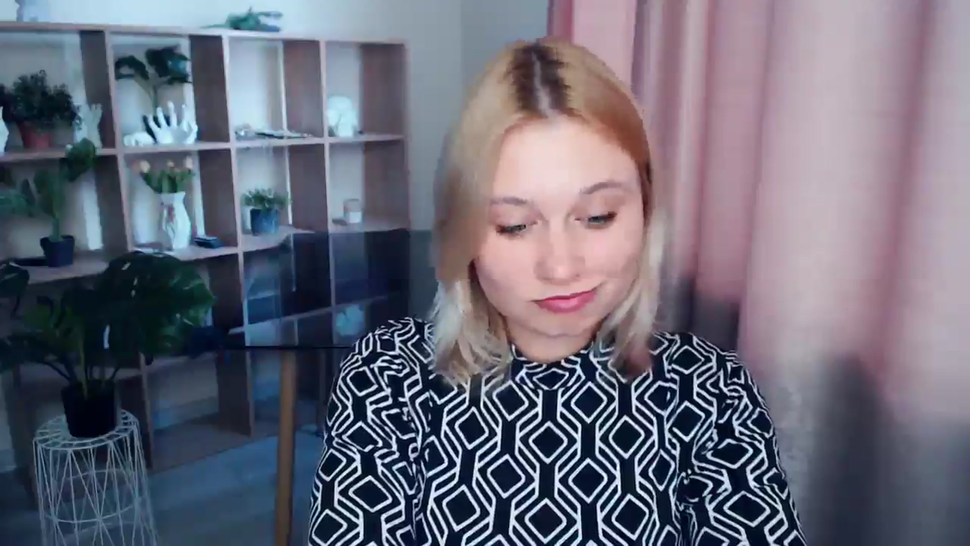 Gallery image thumbnail from Kukla_kolduna's myfreecams stream on, 03/12/2025, 15:06 image 17 of 20