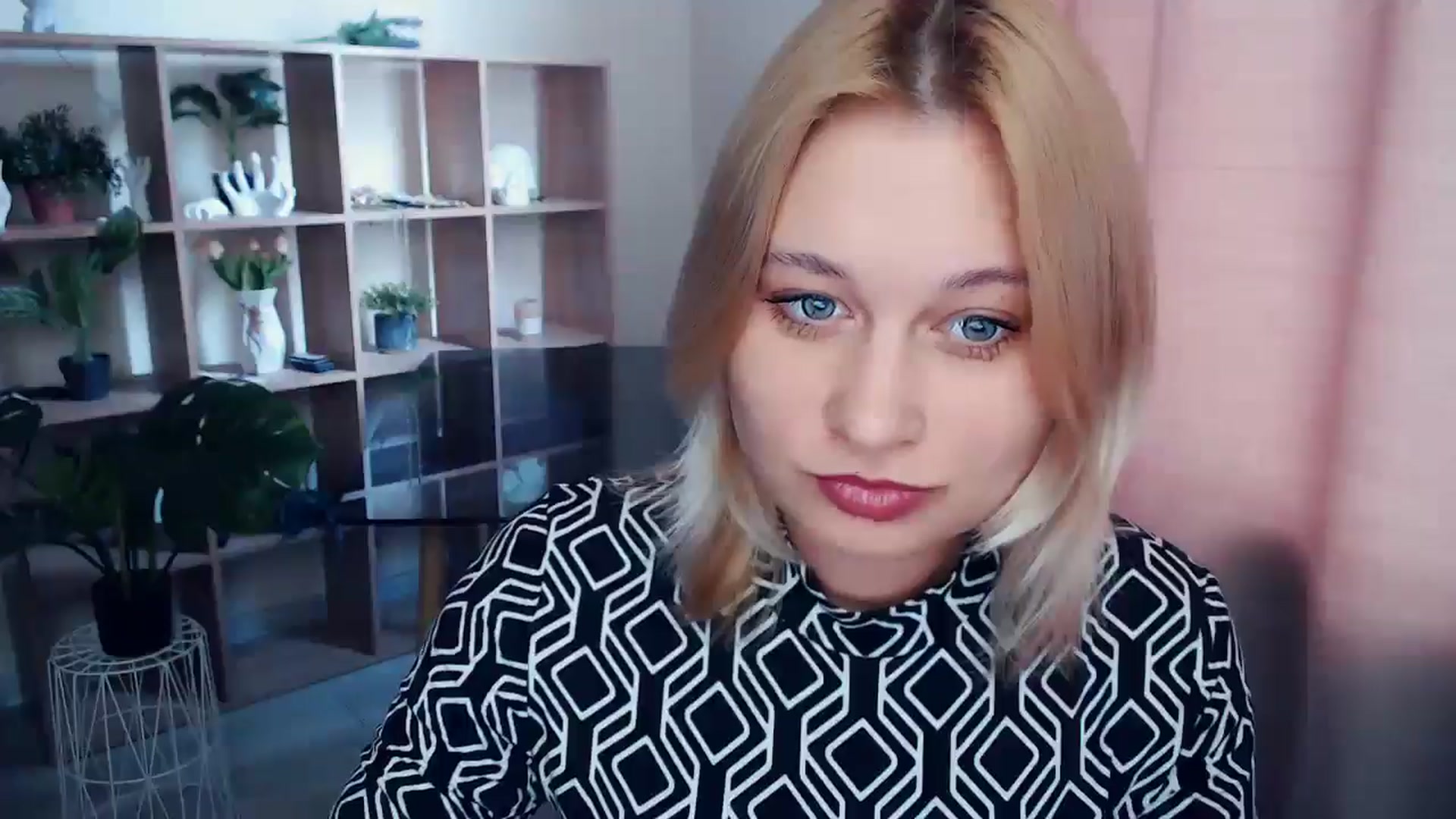 Gallery image thumbnail from Kukla_kolduna's myfreecams stream on, 03/12/2025, 15:06 image 2 of 20