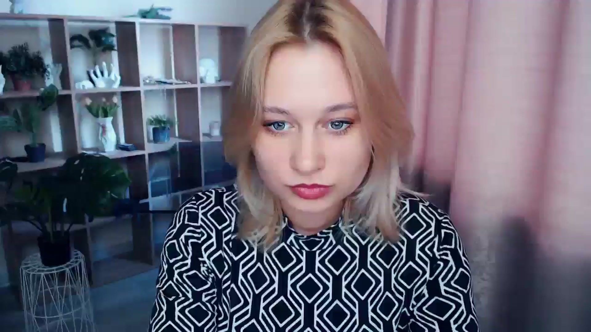 Gallery image thumbnail from Kukla_kolduna's myfreecams stream on, 03/12/2025, 15:06 image 9 of 20