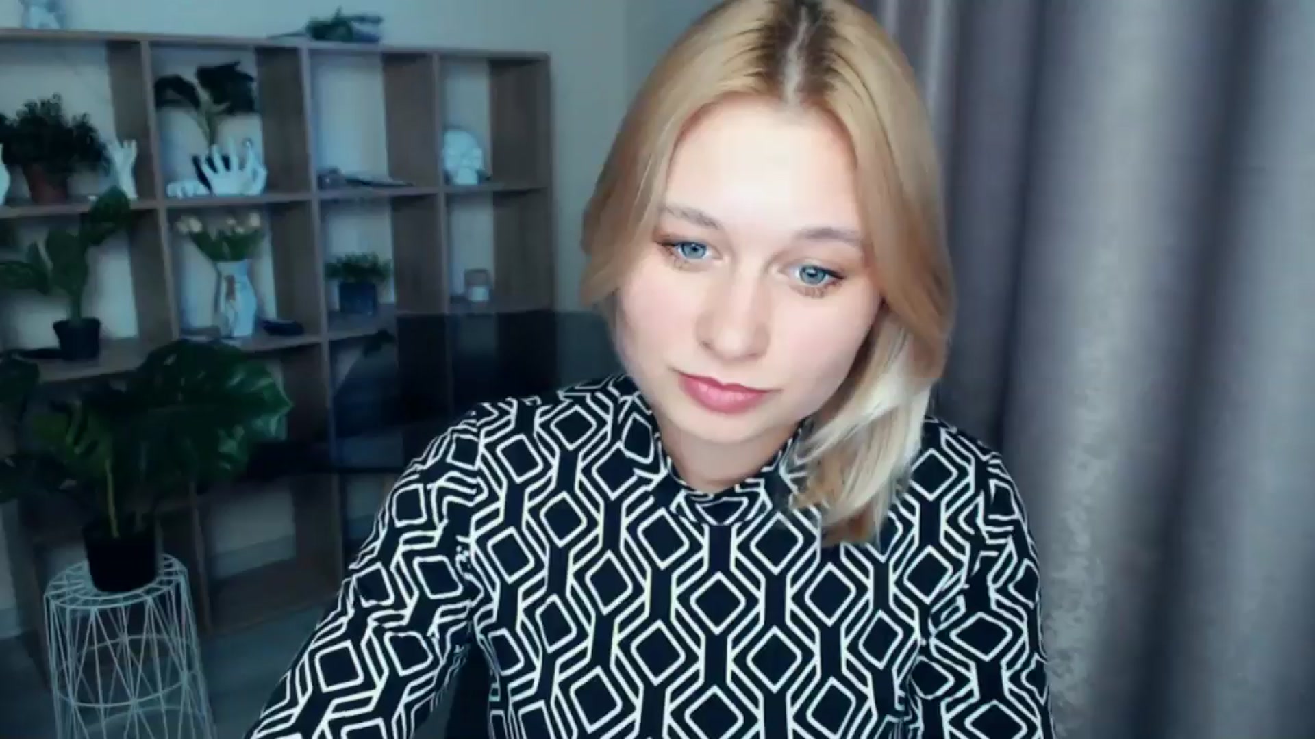Gallery image thumbnail from Kukla_kolduna's myfreecams stream on, 03/12/2025, 16:16 image 12 of 20