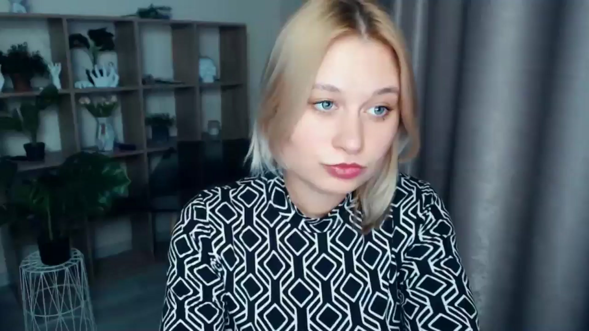 Gallery image thumbnail from Kukla_kolduna's myfreecams stream on, 03/12/2025, 16:16 image 18 of 20