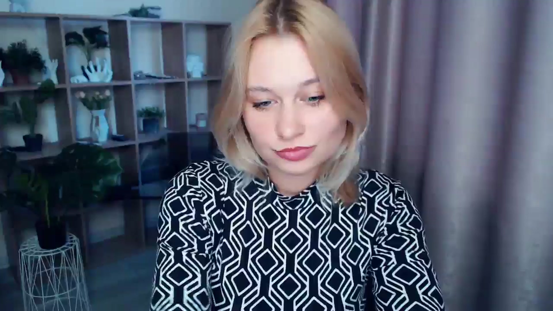 Gallery image thumbnail from Kukla_kolduna's myfreecams stream on, 03/12/2025, 16:16 image 5 of 20