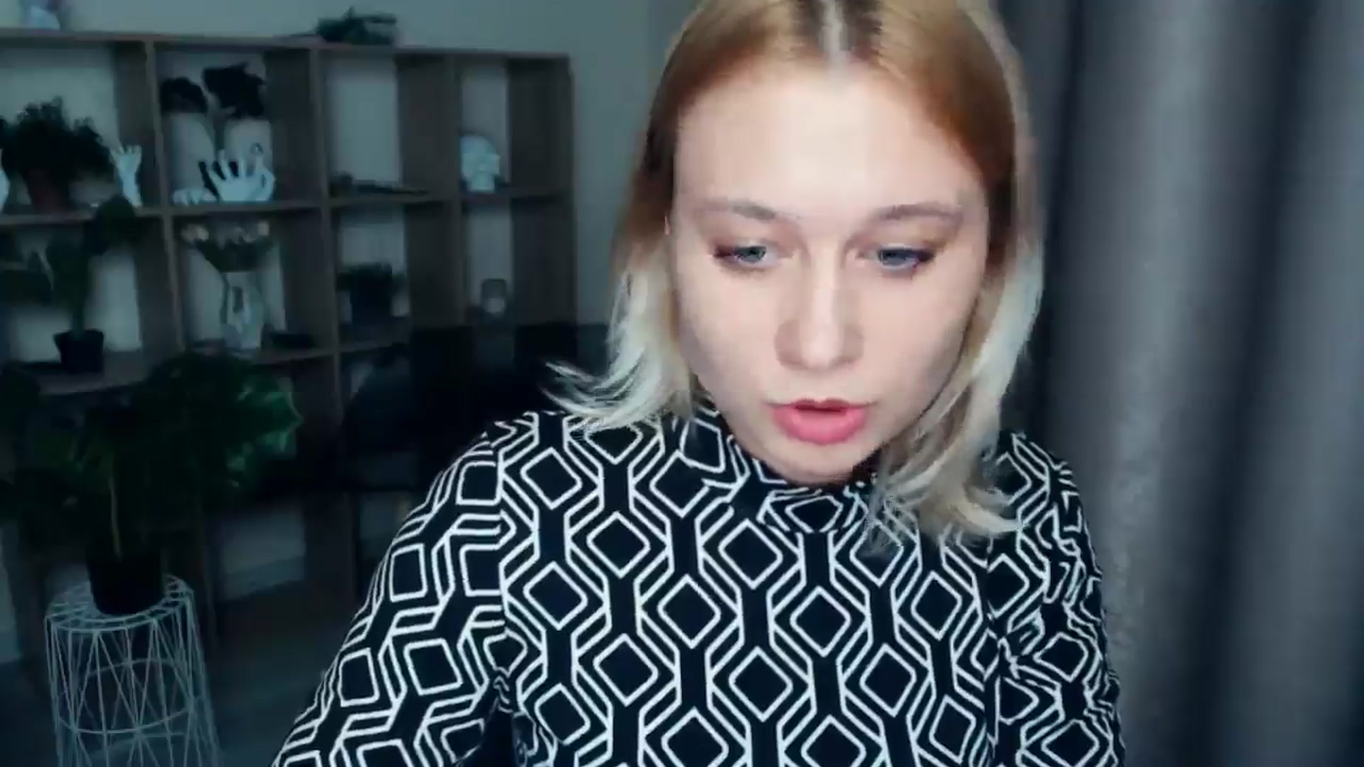 Gallery image thumbnail from Kukla_kolduna's myfreecams stream on, 03/12/2025, 19:23 image 19 of 20