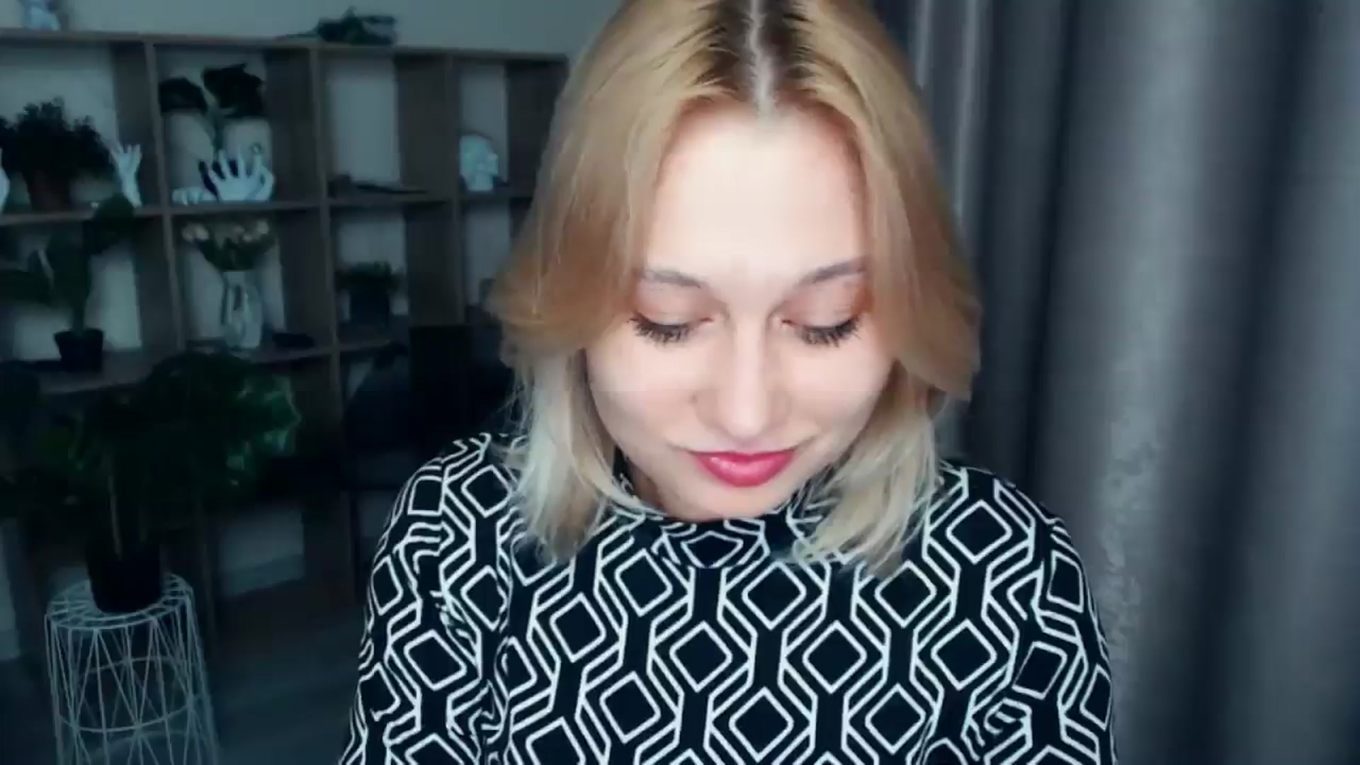 Gallery image thumbnail from Kukla_kolduna's myfreecams stream on, 03/12/2025, 19:23 image 4 of 20