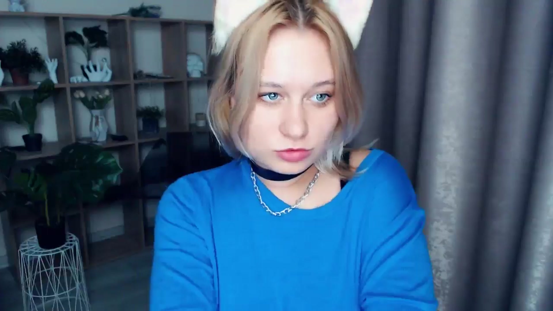 Gallery image thumbnail from Kukla_kolduna's myfreecams stream on, 03/13/2025, 16:37 image 17 of 20