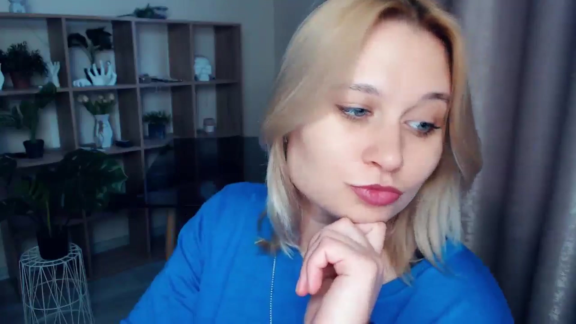 Gallery image thumbnail from Kukla_kolduna's myfreecams stream on, 03/13/2025, 16:37 image 2 of 20