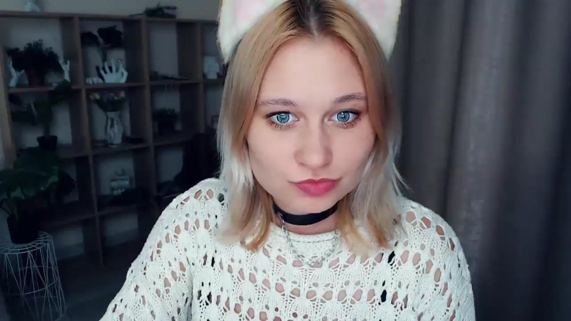 Gallery image thumbnail from Kukla_kolduna's myfreecams stream on, 03/14/2025, 17:23 image 10 of 20