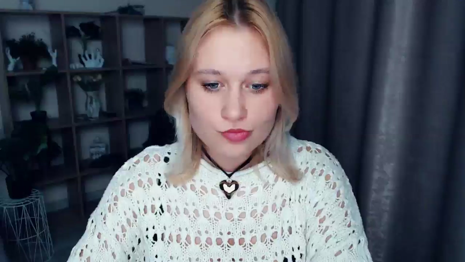 Gallery image thumbnail from Kukla_kolduna's myfreecams stream on, 03/14/2025, 17:23 image 6 of 20