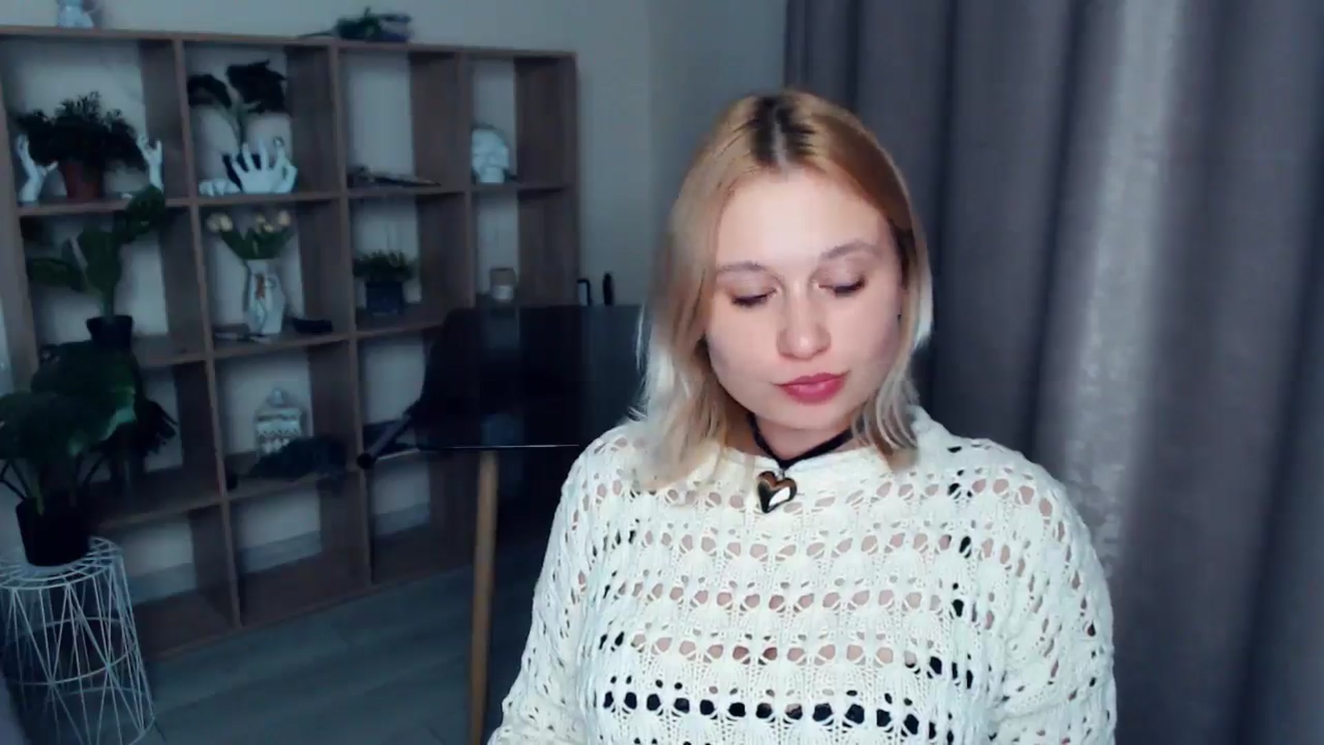 Gallery image thumbnail from Kukla_kolduna's myfreecams stream on, 03/14/2025, 17:23 image 4 of 20