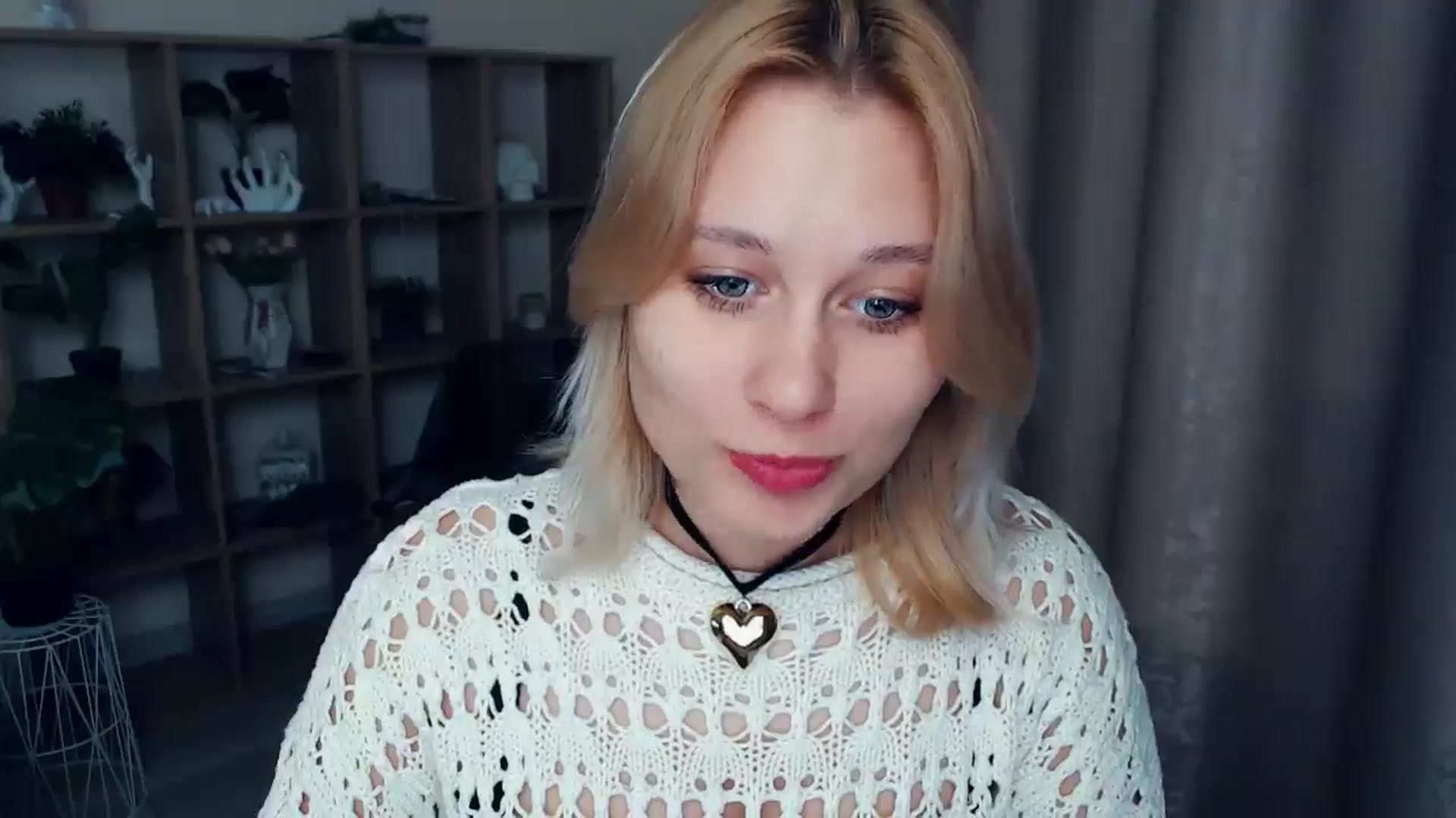 Gallery image thumbnail from Kukla_kolduna's myfreecams stream on, 03/14/2025, 17:48 image 11 of 20