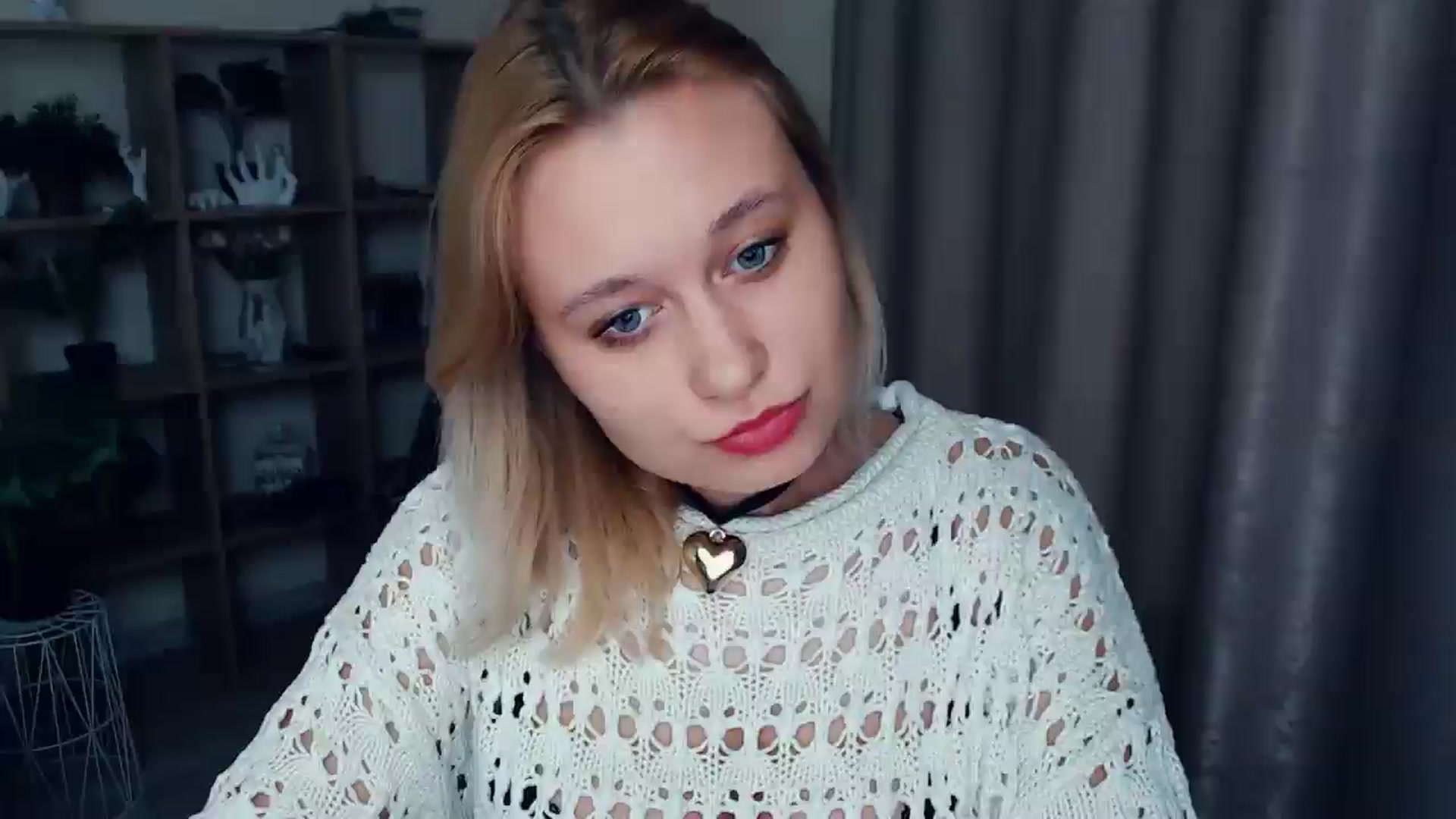 Gallery image thumbnail from Kukla_kolduna's myfreecams stream on, 03/14/2025, 19:07 image 16 of 20
