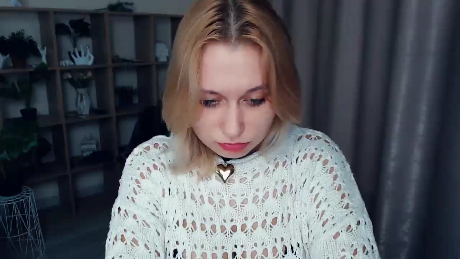 Gallery image thumbnail from Kukla_kolduna's myfreecams stream on, 03/14/2025, 19:07 image 17 of 20