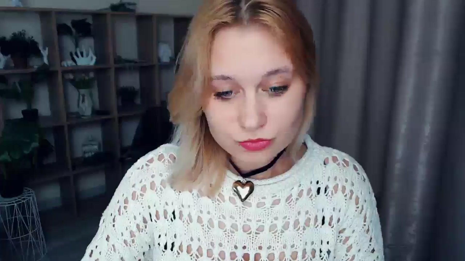 Gallery image thumbnail from Kukla_kolduna's myfreecams stream on, 03/14/2025, 19:07 image 14 of 20
