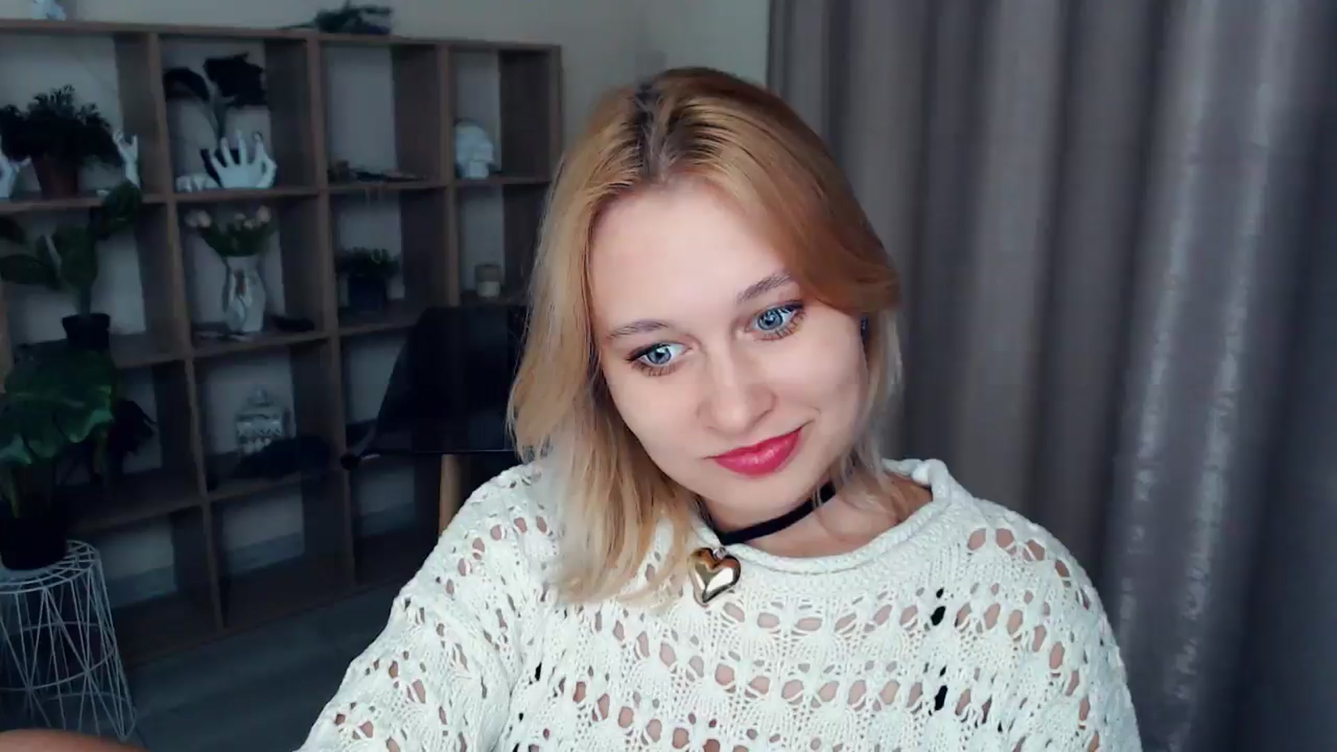 Gallery image thumbnail from Kukla_kolduna's myfreecams stream on, 03/14/2025, 19:07 image 10 of 20