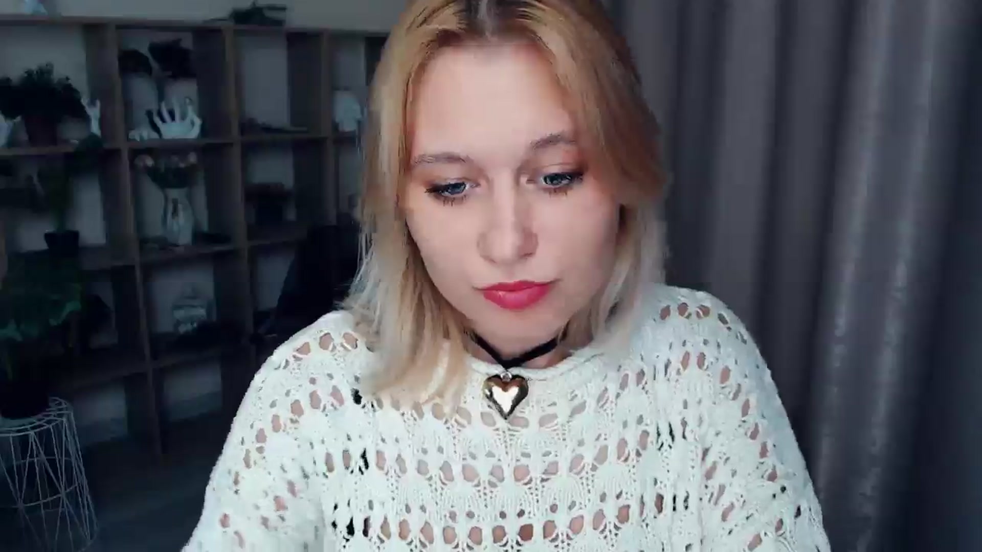 Gallery image thumbnail from Kukla_kolduna's myfreecams stream on, 03/14/2025, 19:07 image 12 of 20