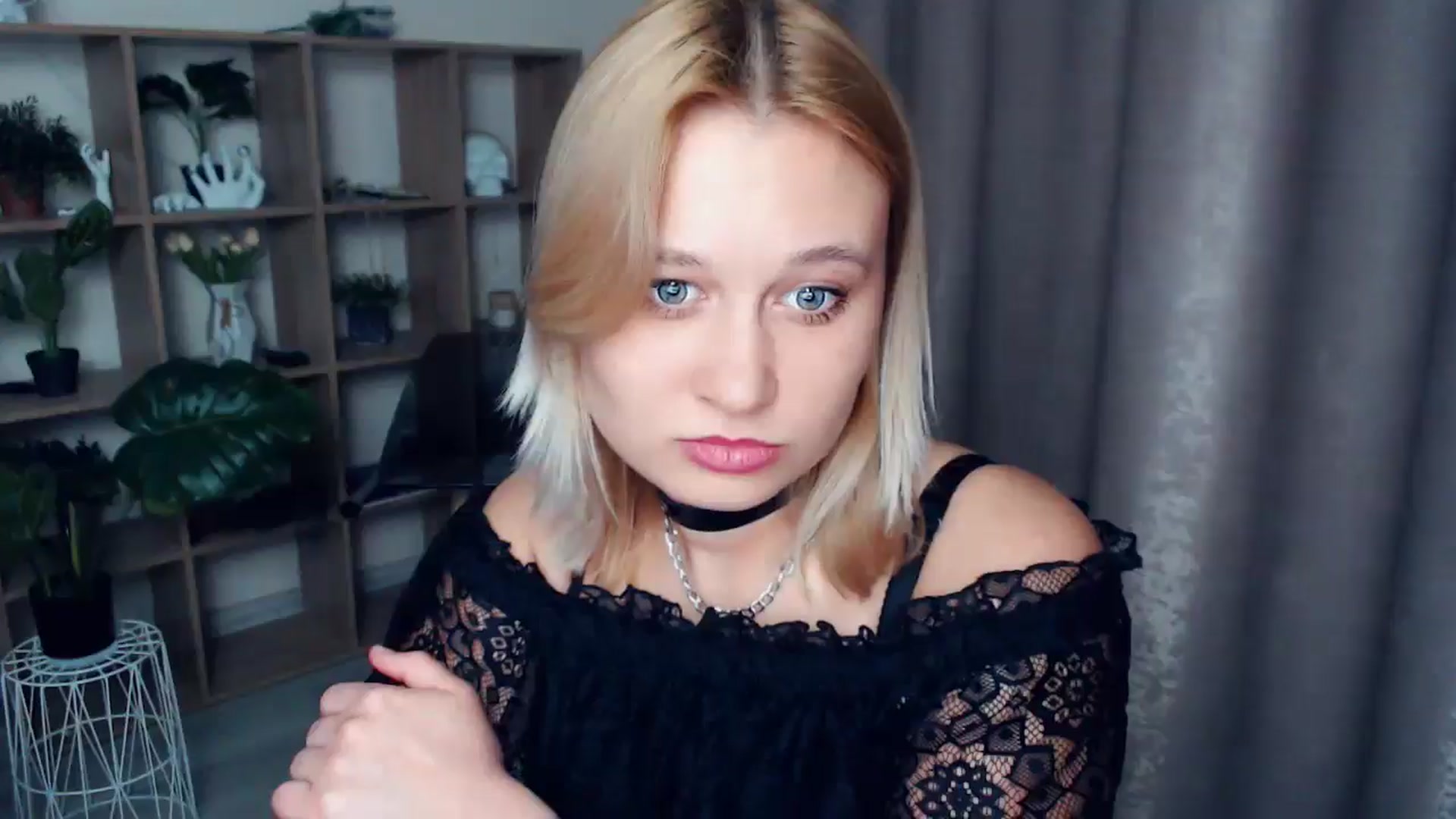 Gallery image thumbnail from Kukla_kolduna's myfreecams stream on, 03/15/2025, 17:09 image 19 of 20