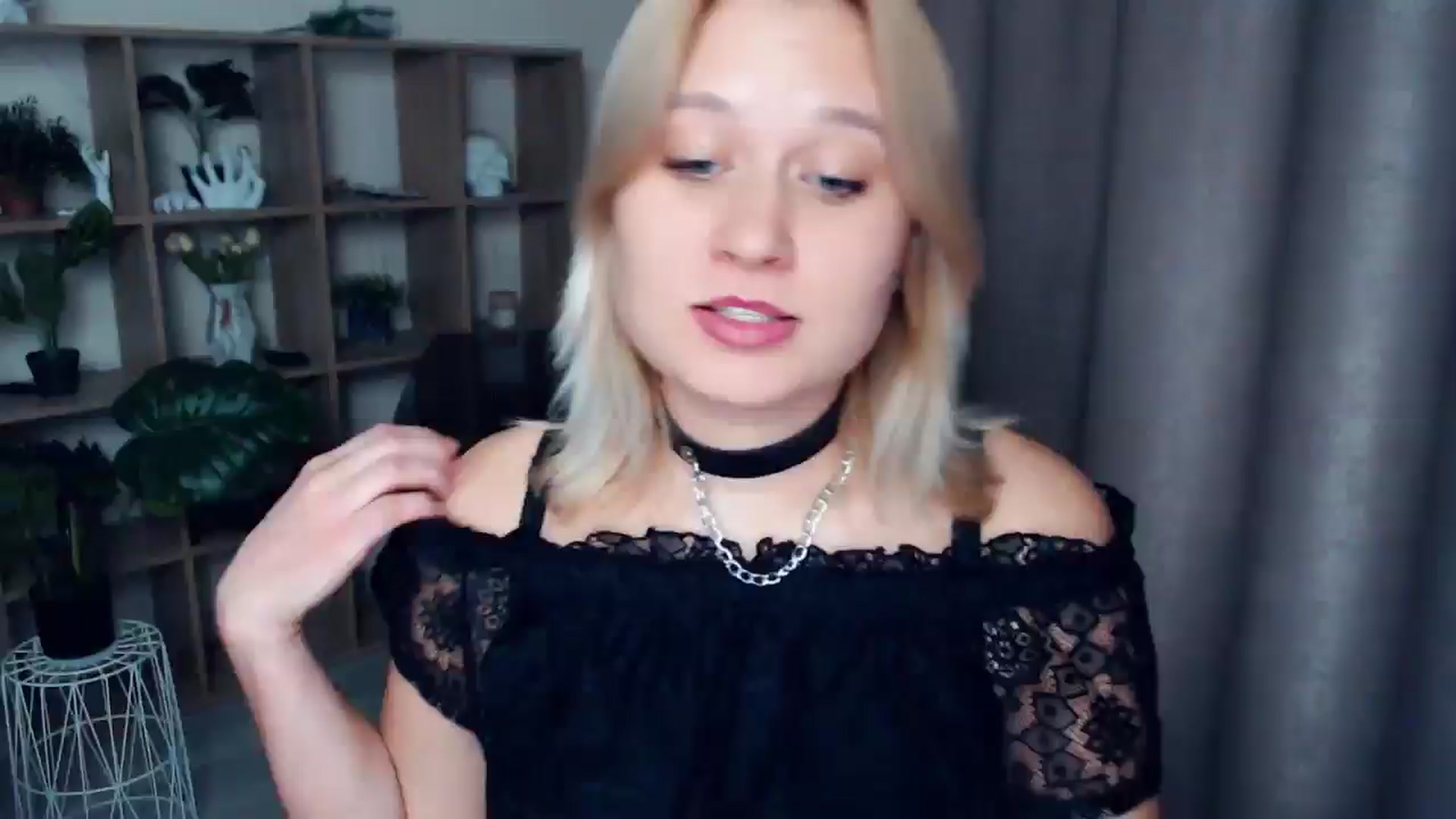 Gallery image thumbnail from Kukla_kolduna's myfreecams stream on, 03/15/2025, 18:20 image 1 of 20