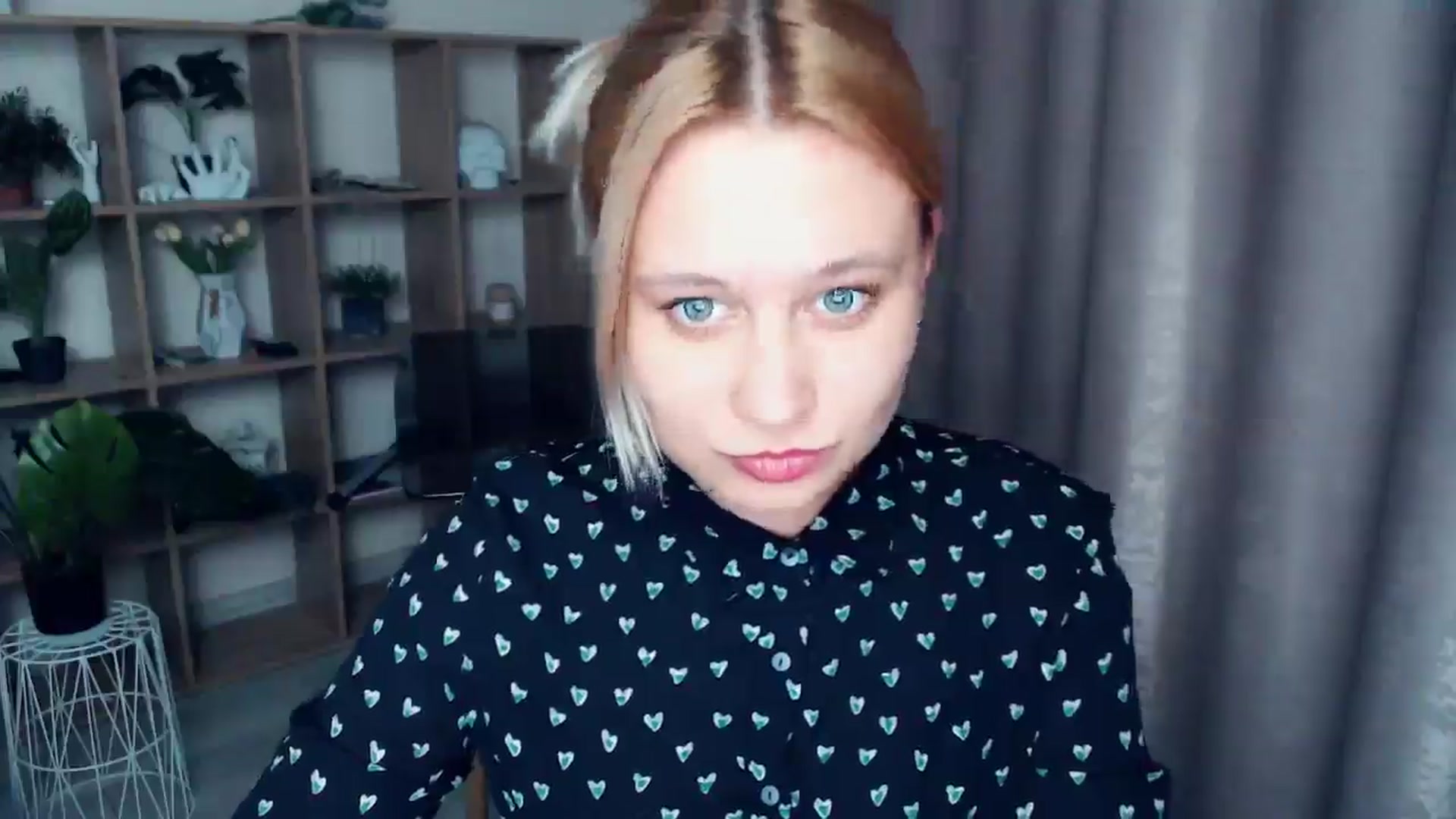 Gallery image thumbnail from Kukla_kolduna's myfreecams stream on, 03/16/2025, 17:02 image 11 of 20