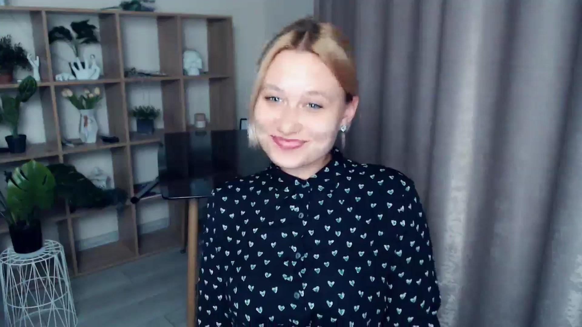 Gallery image thumbnail from Kukla_kolduna's myfreecams stream on, 03/16/2025, 17:02 image 13 of 20