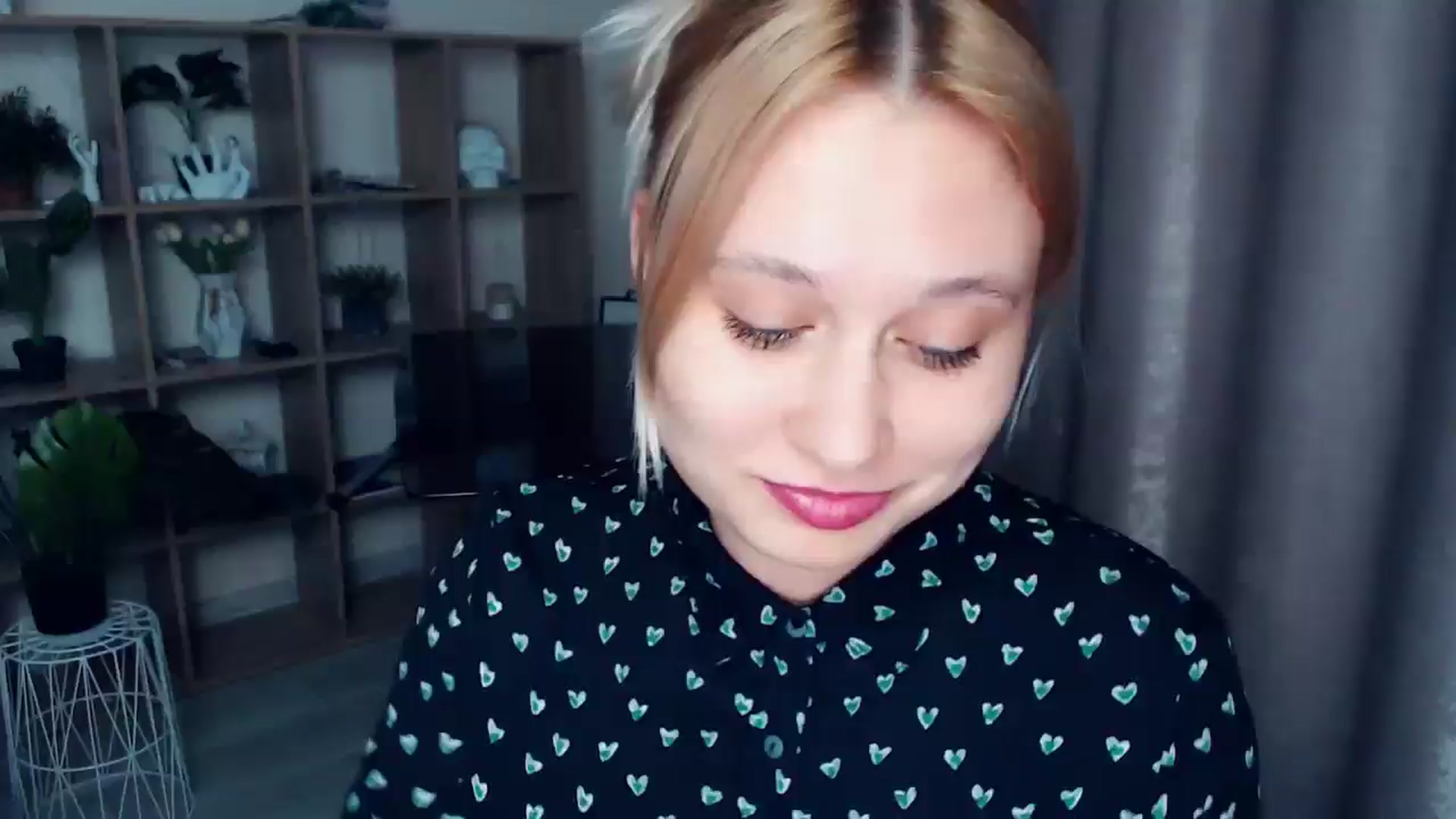 Gallery image thumbnail from Kukla_kolduna's myfreecams stream on, 03/16/2025, 17:02 image 9 of 20