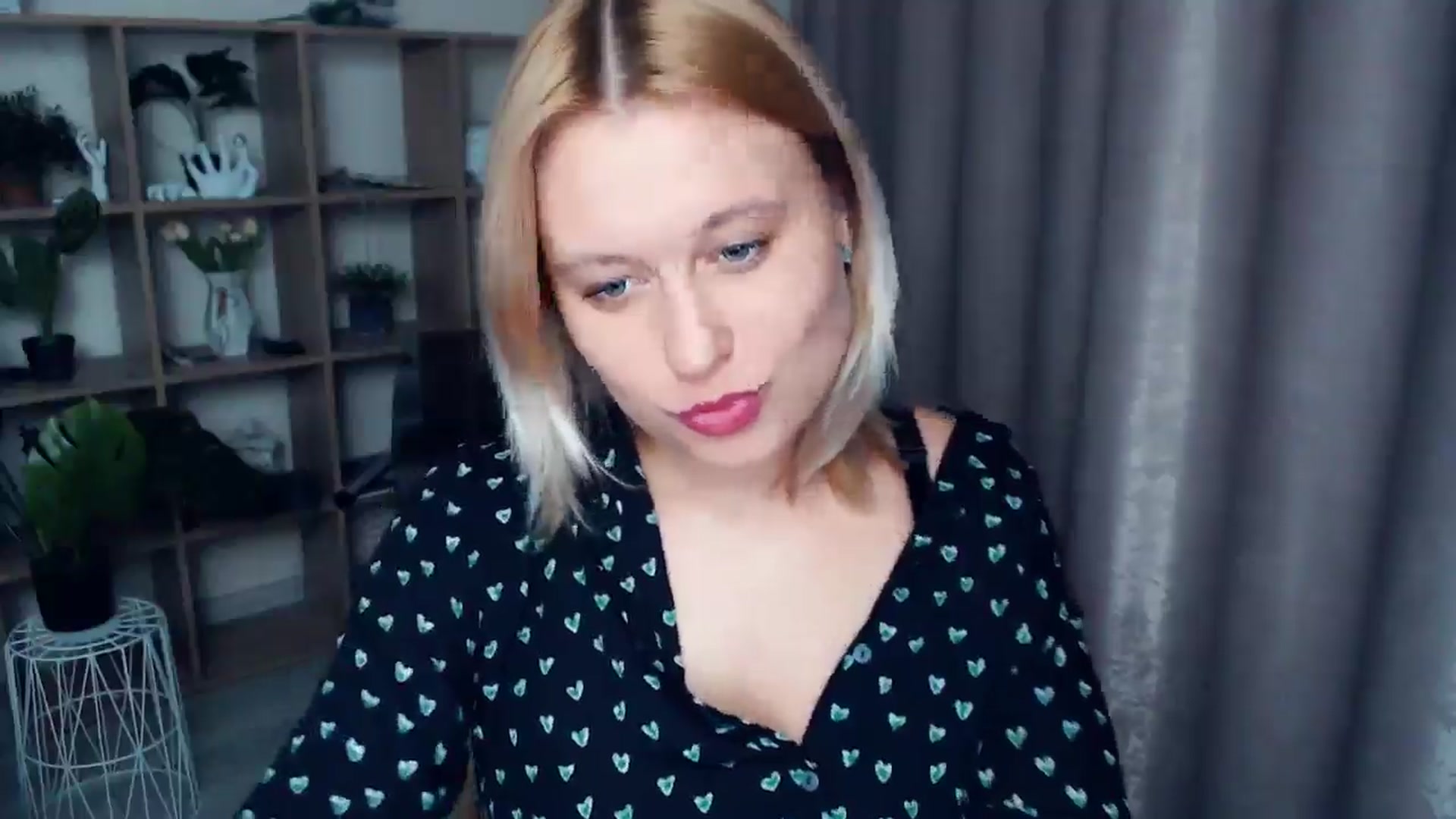 Gallery image thumbnail from Kukla_kolduna's myfreecams stream on, 03/16/2025, 18:56 image 19 of 20
