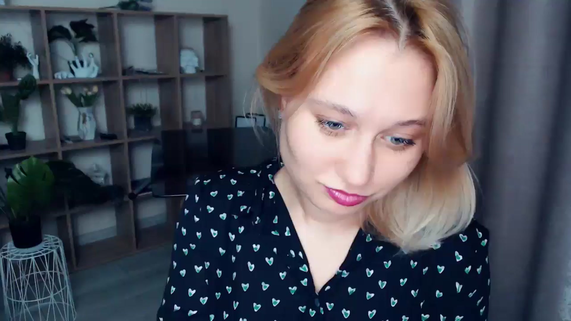 Gallery image thumbnail from Kukla_kolduna's myfreecams stream on, 03/16/2025, 18:56 image 13 of 20