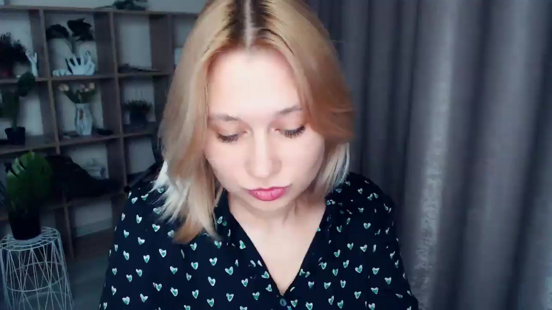 Gallery image thumbnail from Kukla_kolduna's myfreecams stream on, 03/16/2025, 18:56 image 6 of 20