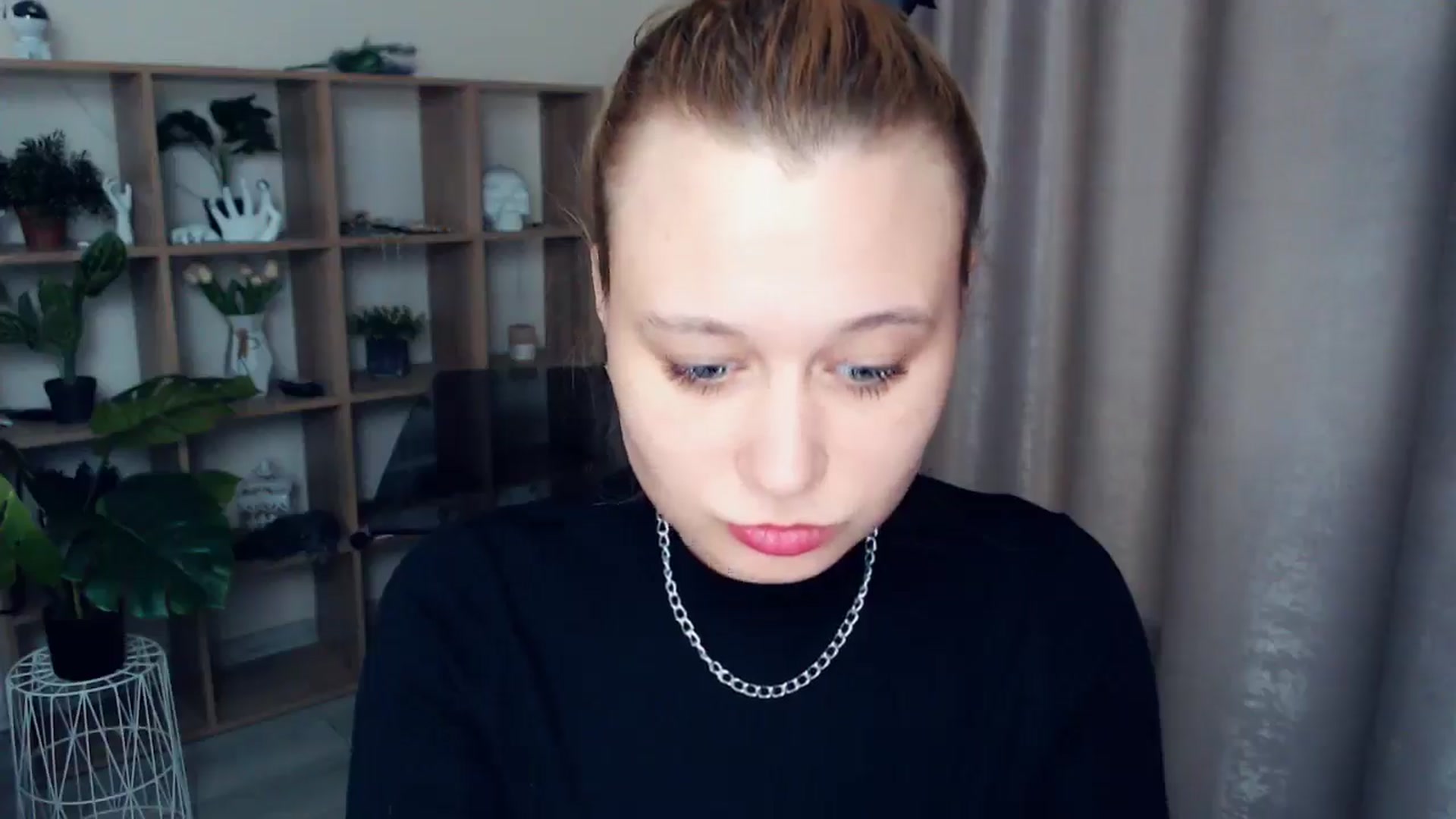 Gallery image thumbnail from Kukla_kolduna's myfreecams stream on, 03/19/2025, 17:30 image 7 of 20