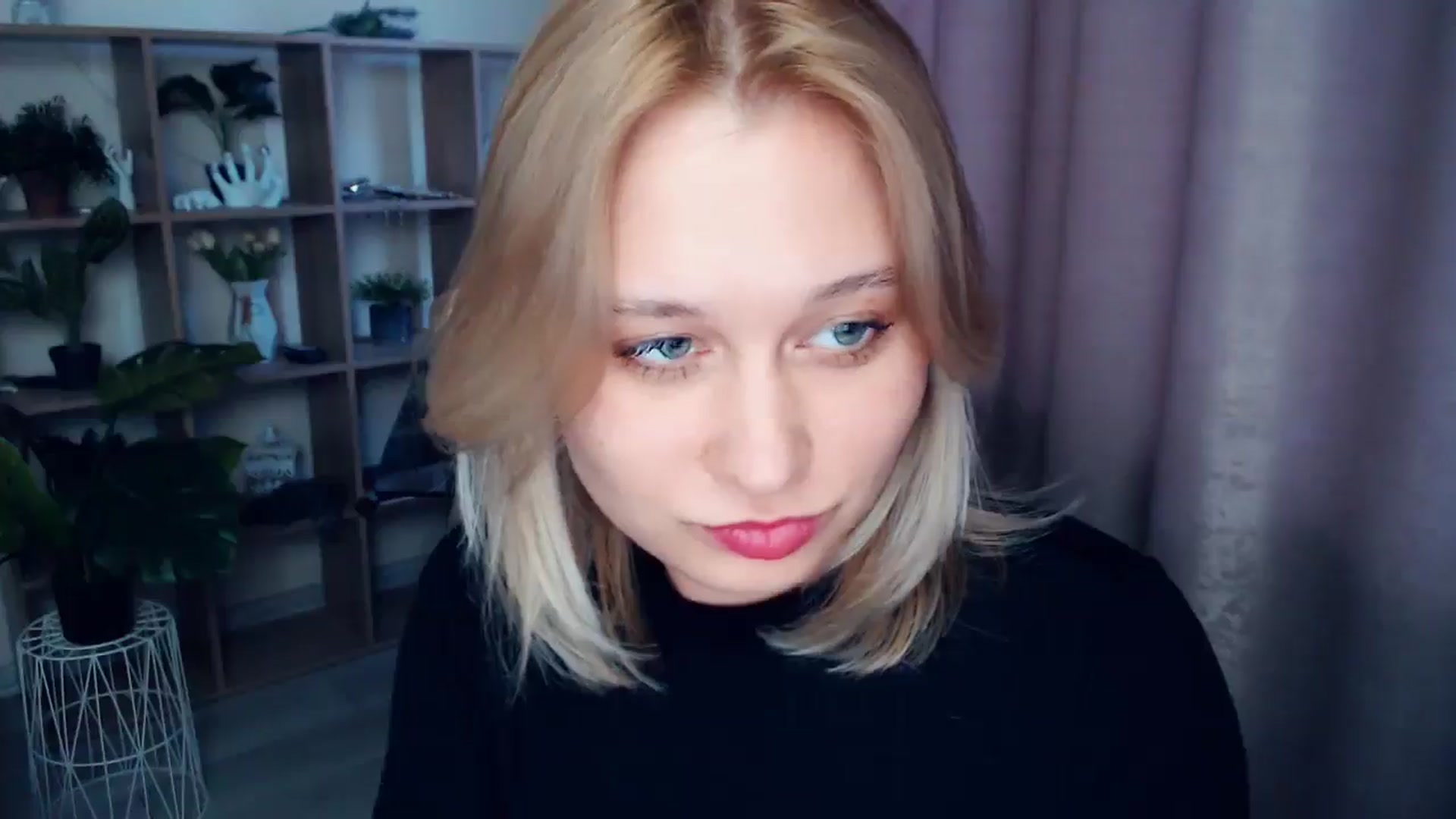 Gallery image thumbnail from Kukla_kolduna's myfreecams stream on, 03/21/2025, 16:26 image 3 of 20