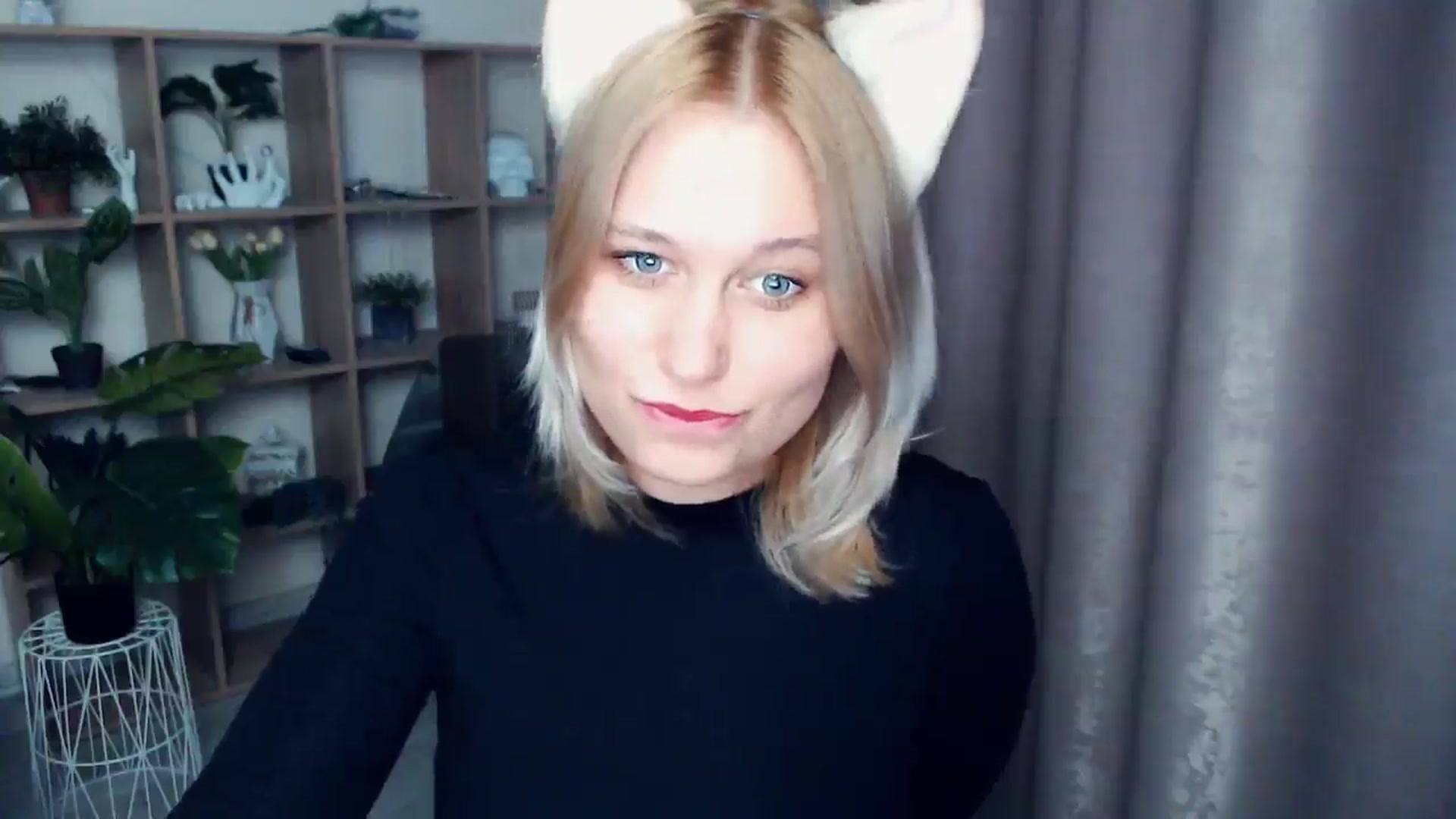 Gallery image thumbnail from Kukla_kolduna's myfreecams stream on, 03/21/2025, 16:26 image 18 of 20