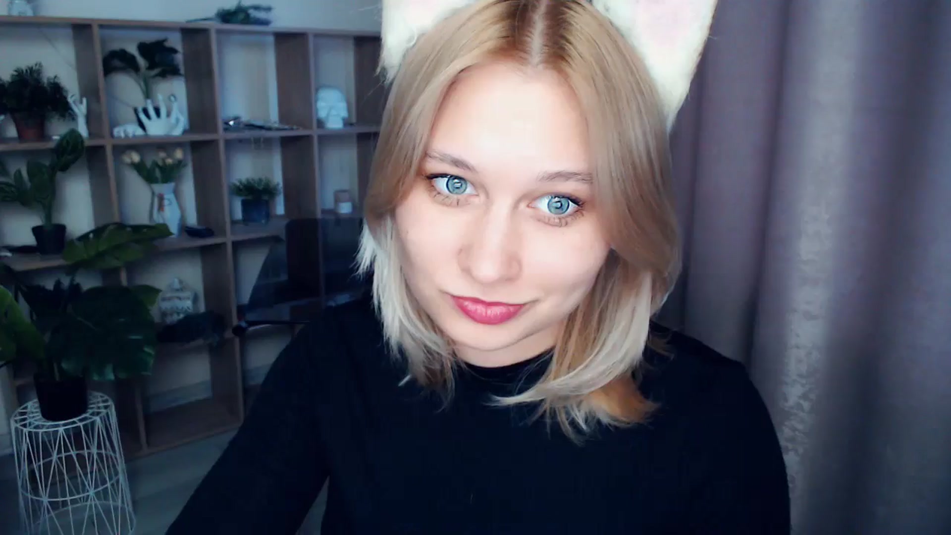Gallery image thumbnail from Kukla_kolduna's myfreecams stream on, 03/21/2025, 16:26 image 8 of 20